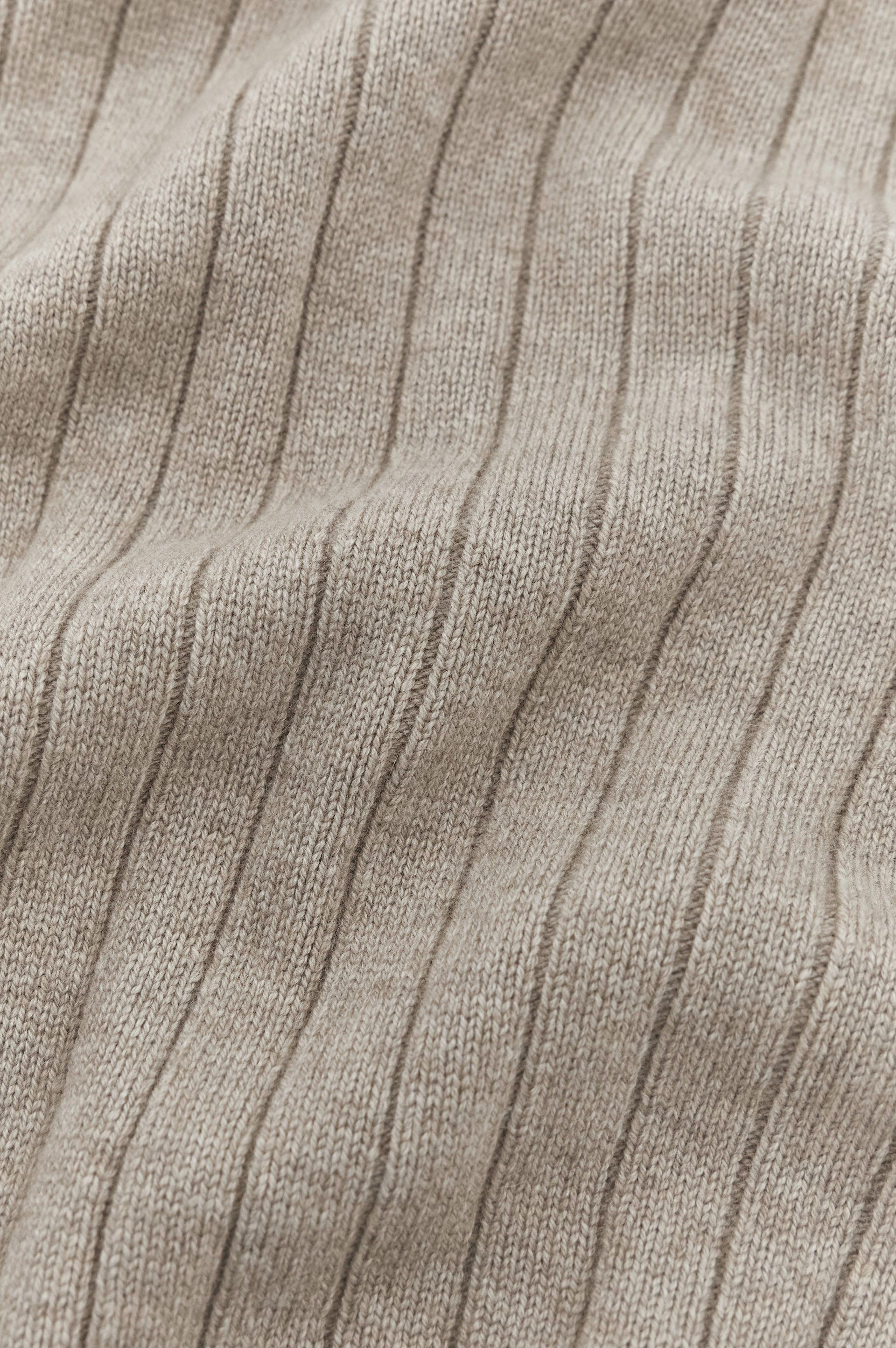 Wool cashmere half zip sweater with suede details image number 7