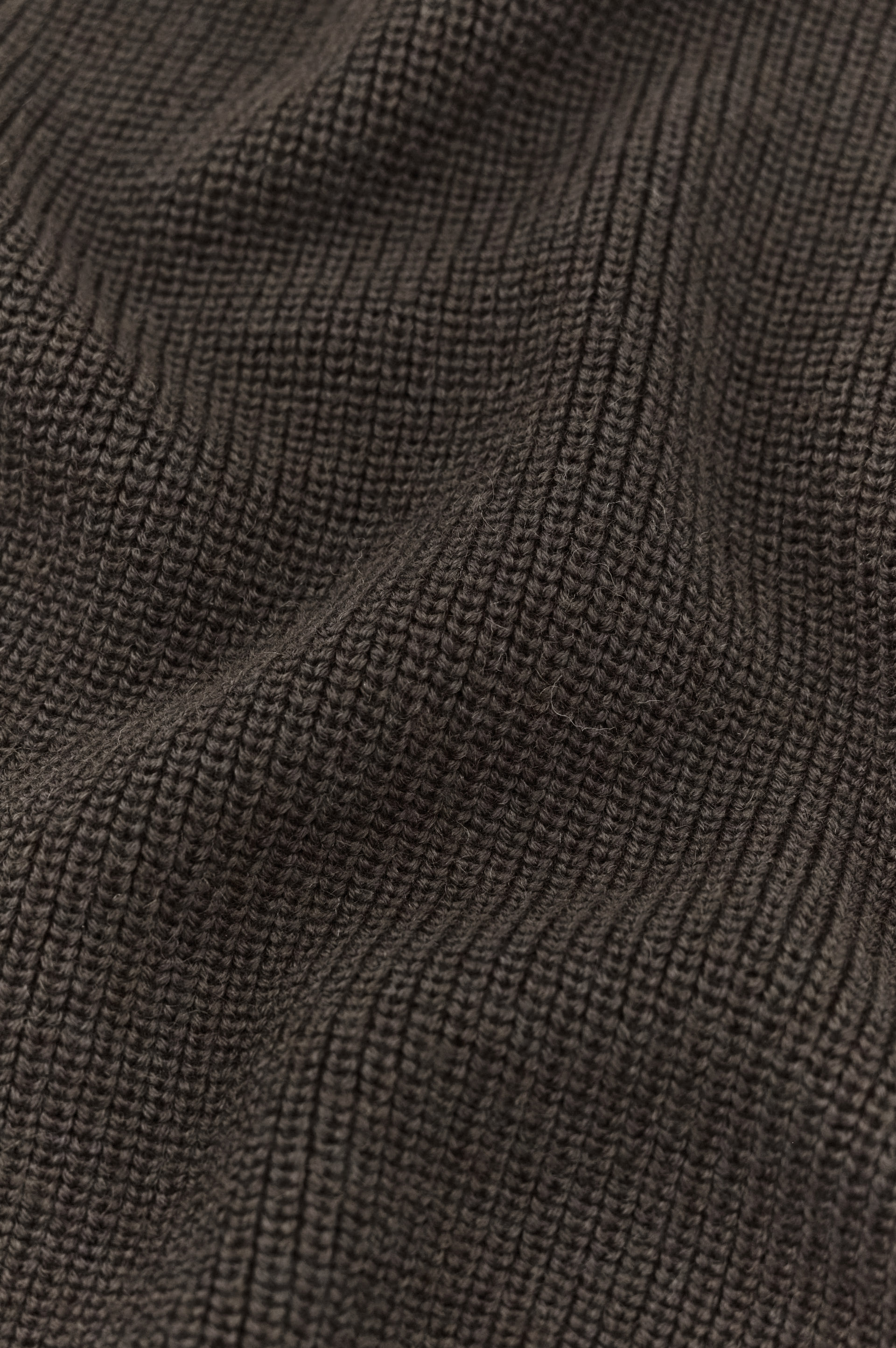 Pull &agrave; demi-zip en laine Tech Wool image number 6