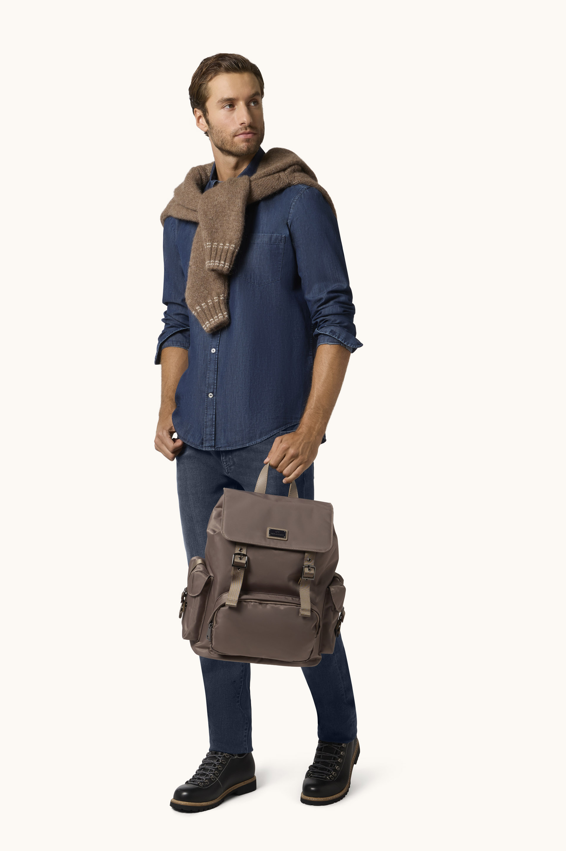 Varese Comfort Rivet Jeans image number 2