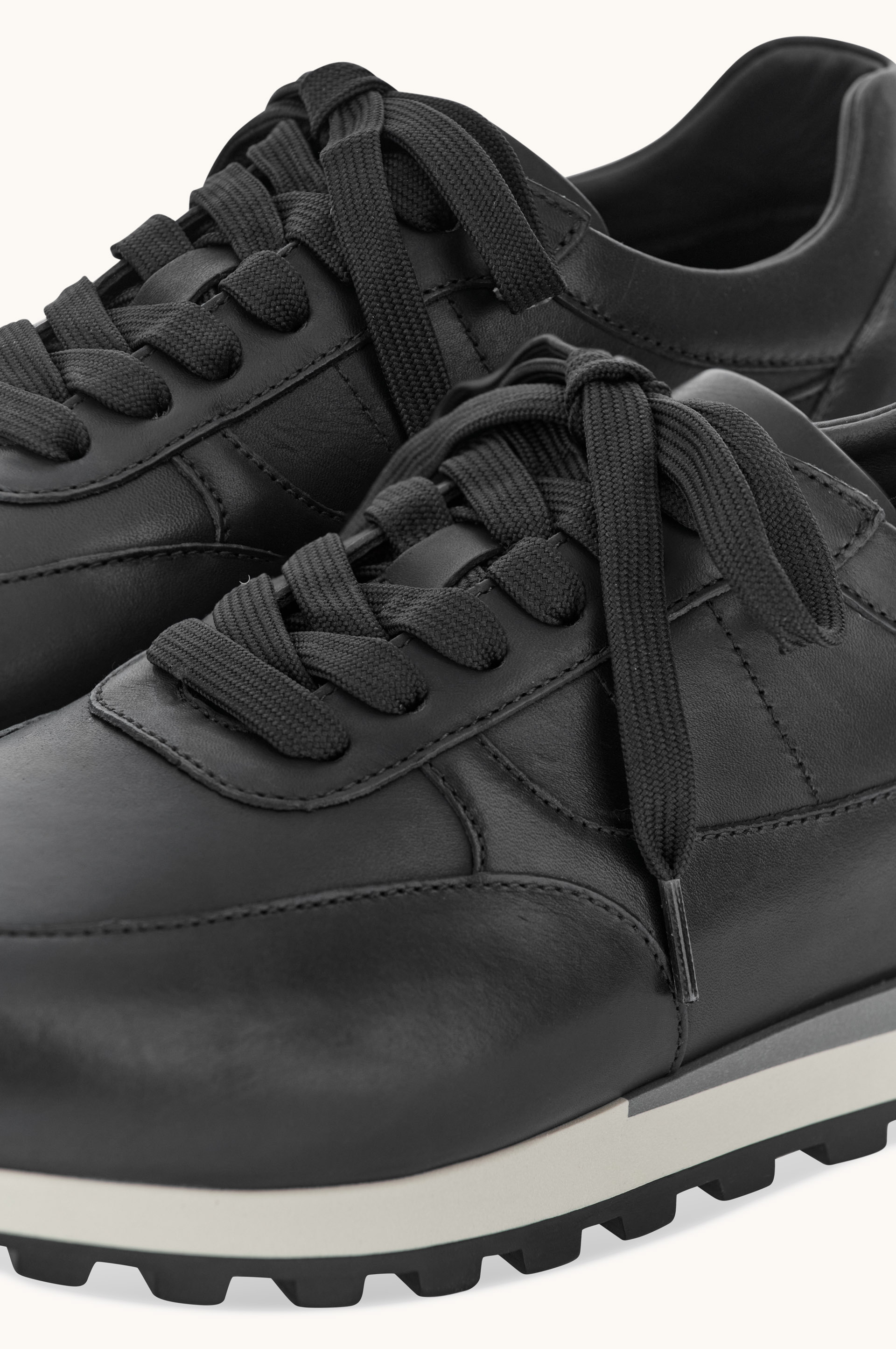 Soleo Sneakers image number 5
