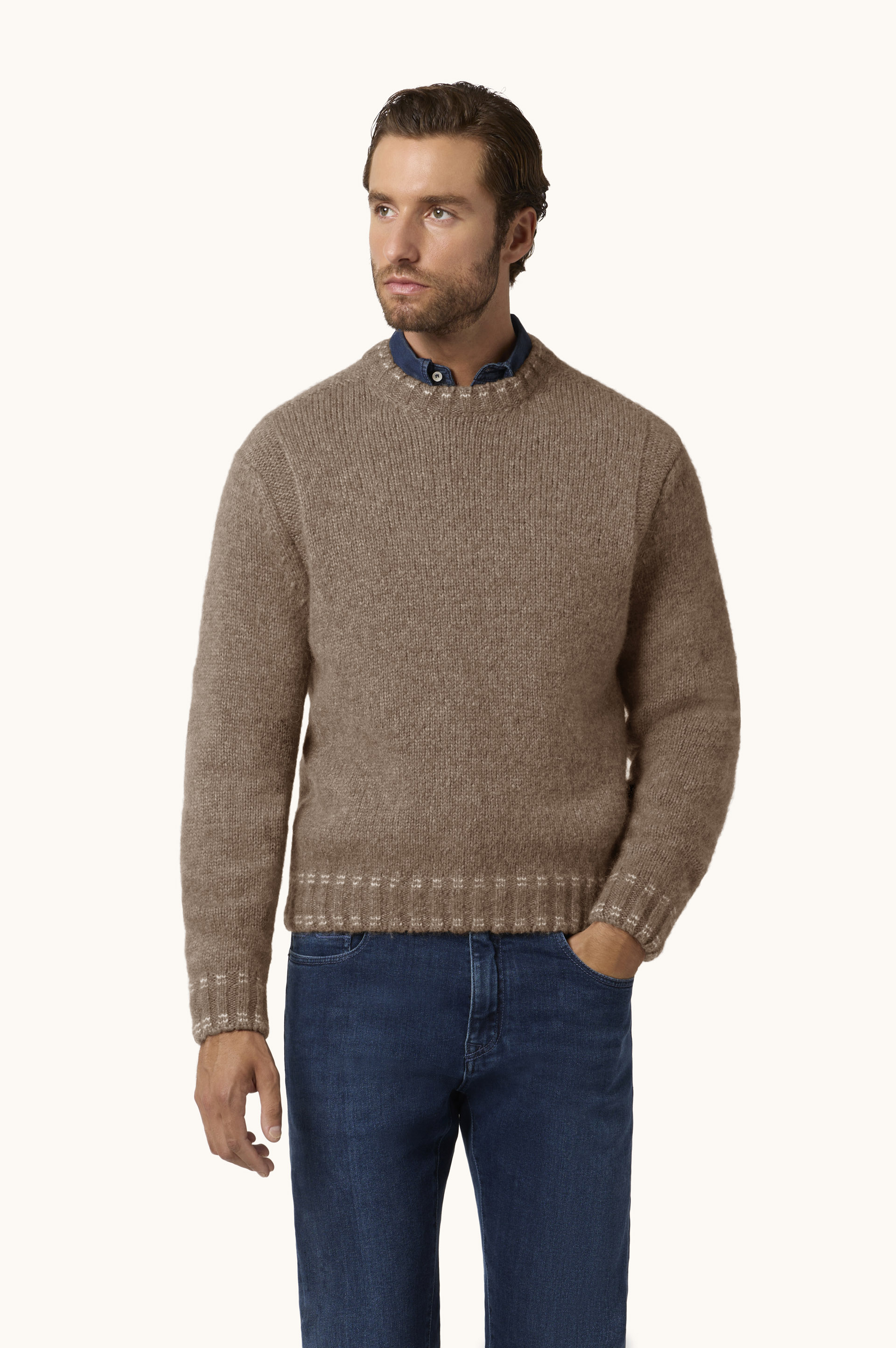 Jersey de cuello redondo en fino hilo de lama image number 0