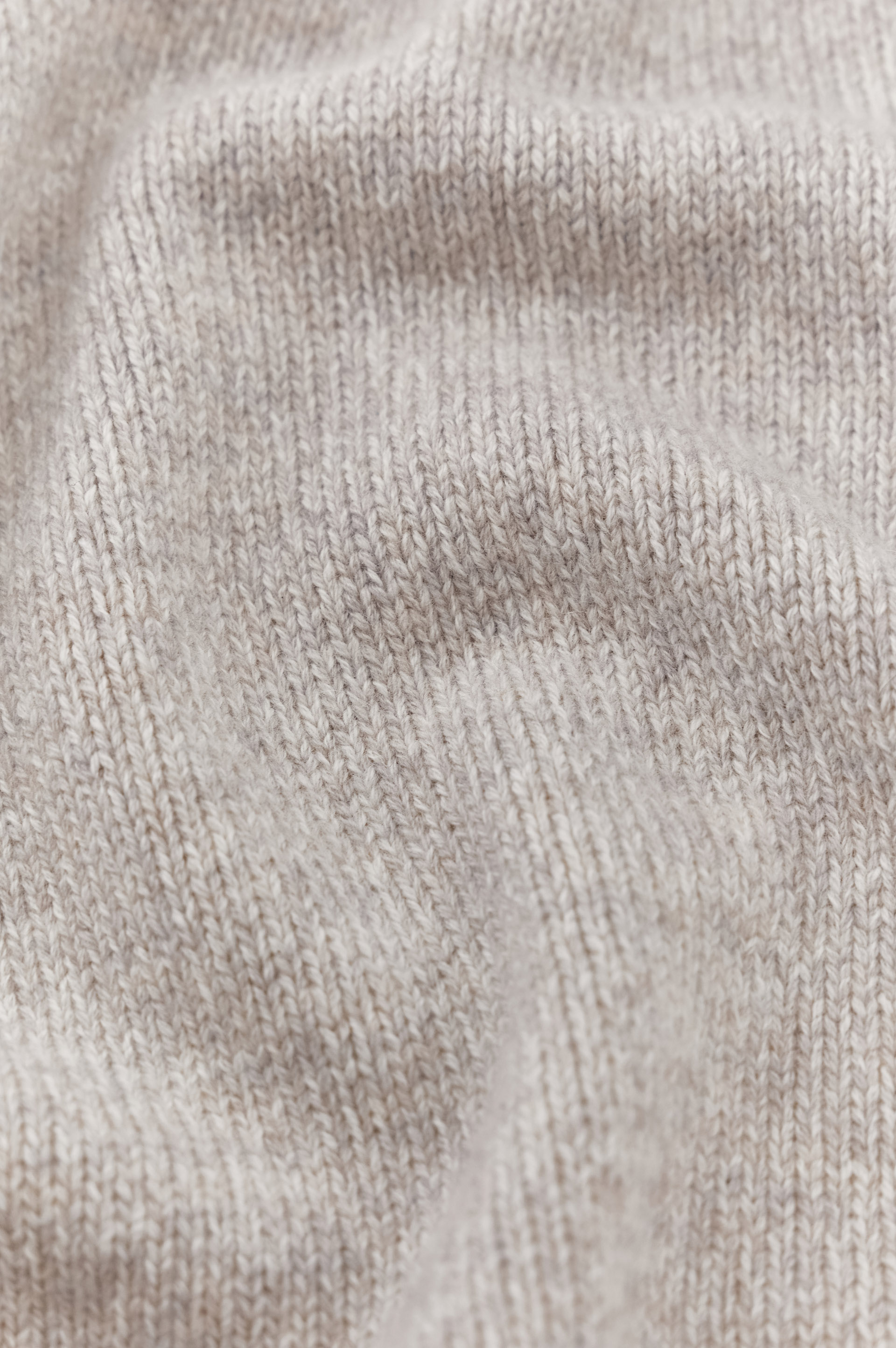 Wool and Cashmere Half-Zip Sweater image number 2