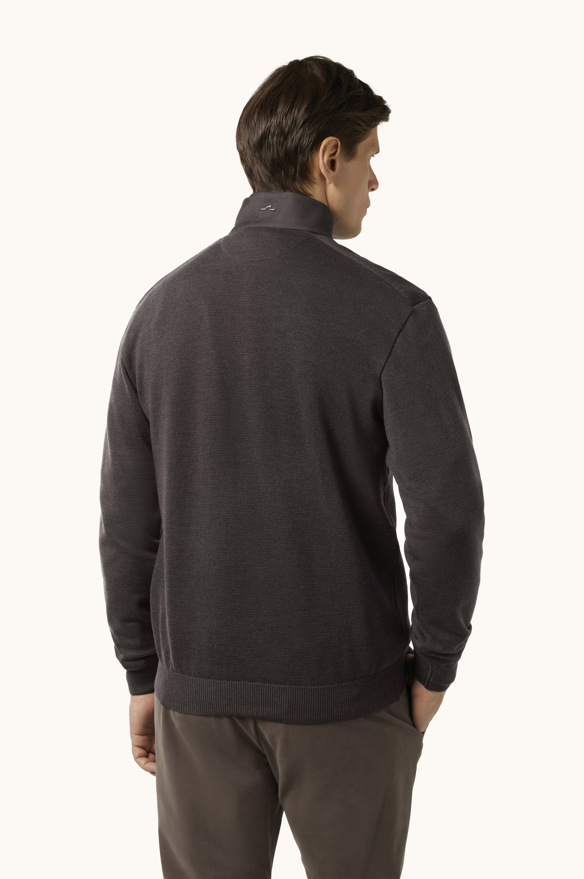 Summer Wool Half-Zip Sweater with Wool and Silk Inserts image number 3