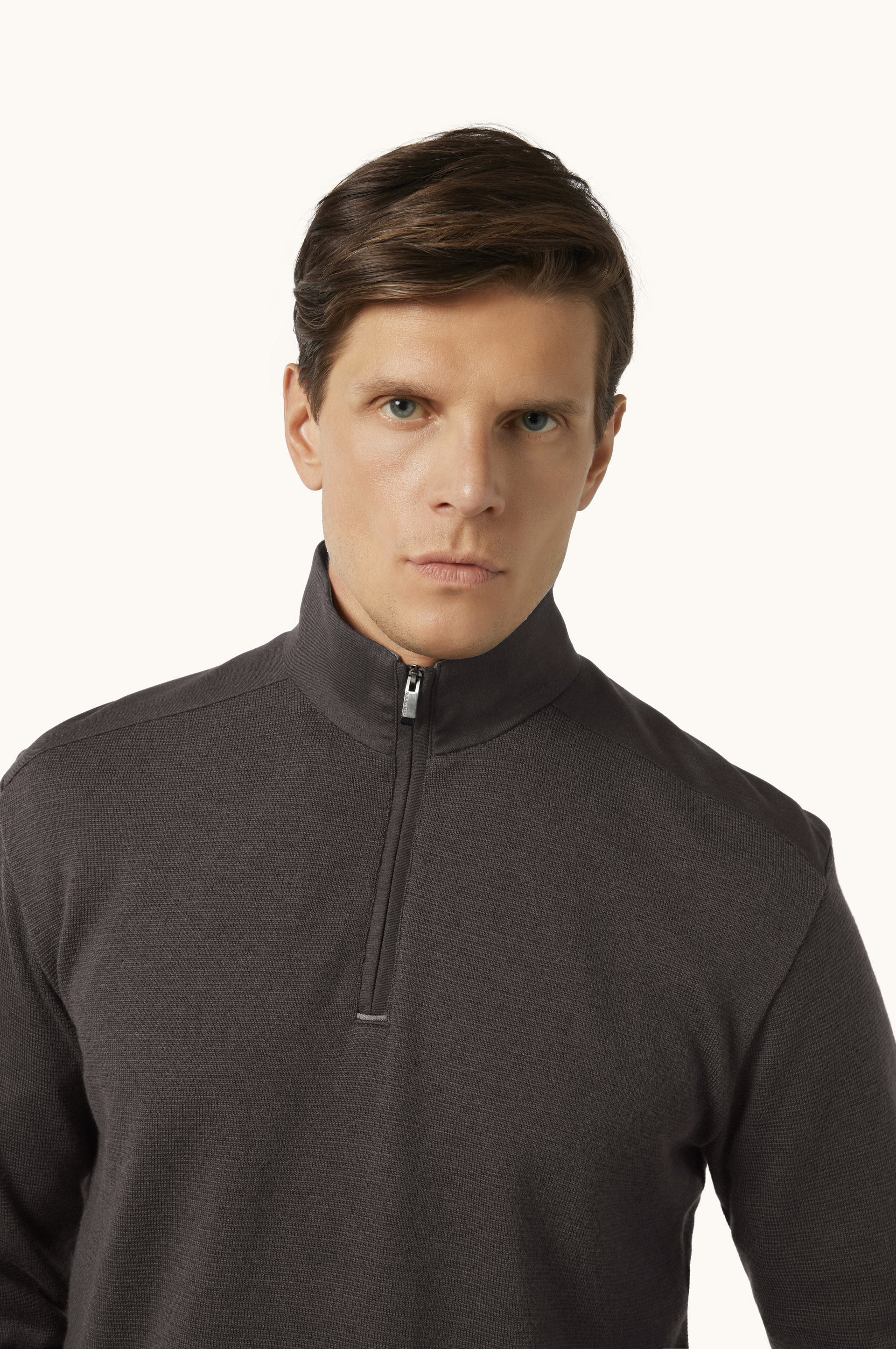 Summer Wool Half-Zip Sweater with Wool and Silk Inserts image number 4