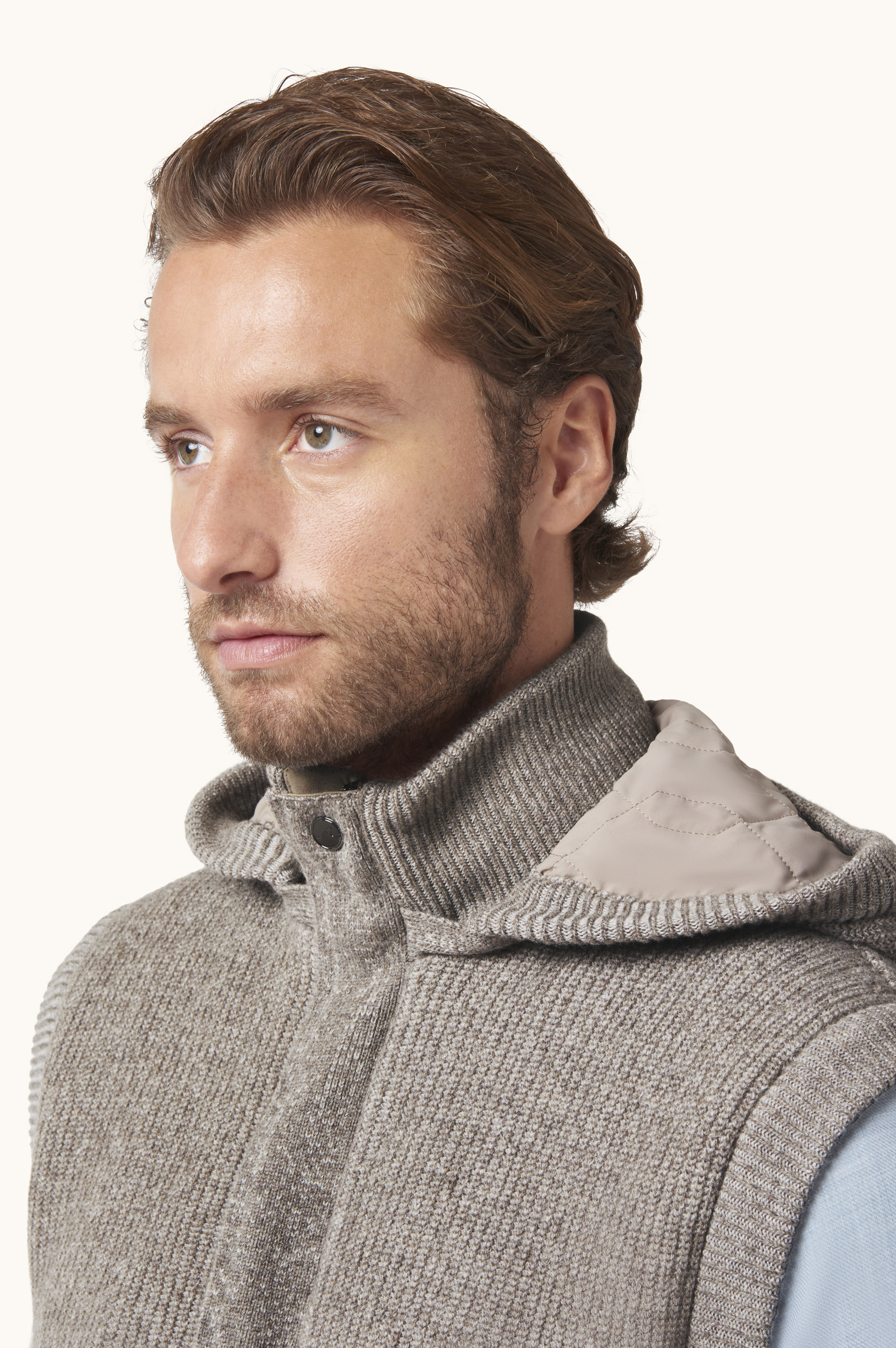 Gilet en laine et cachemire image number 4