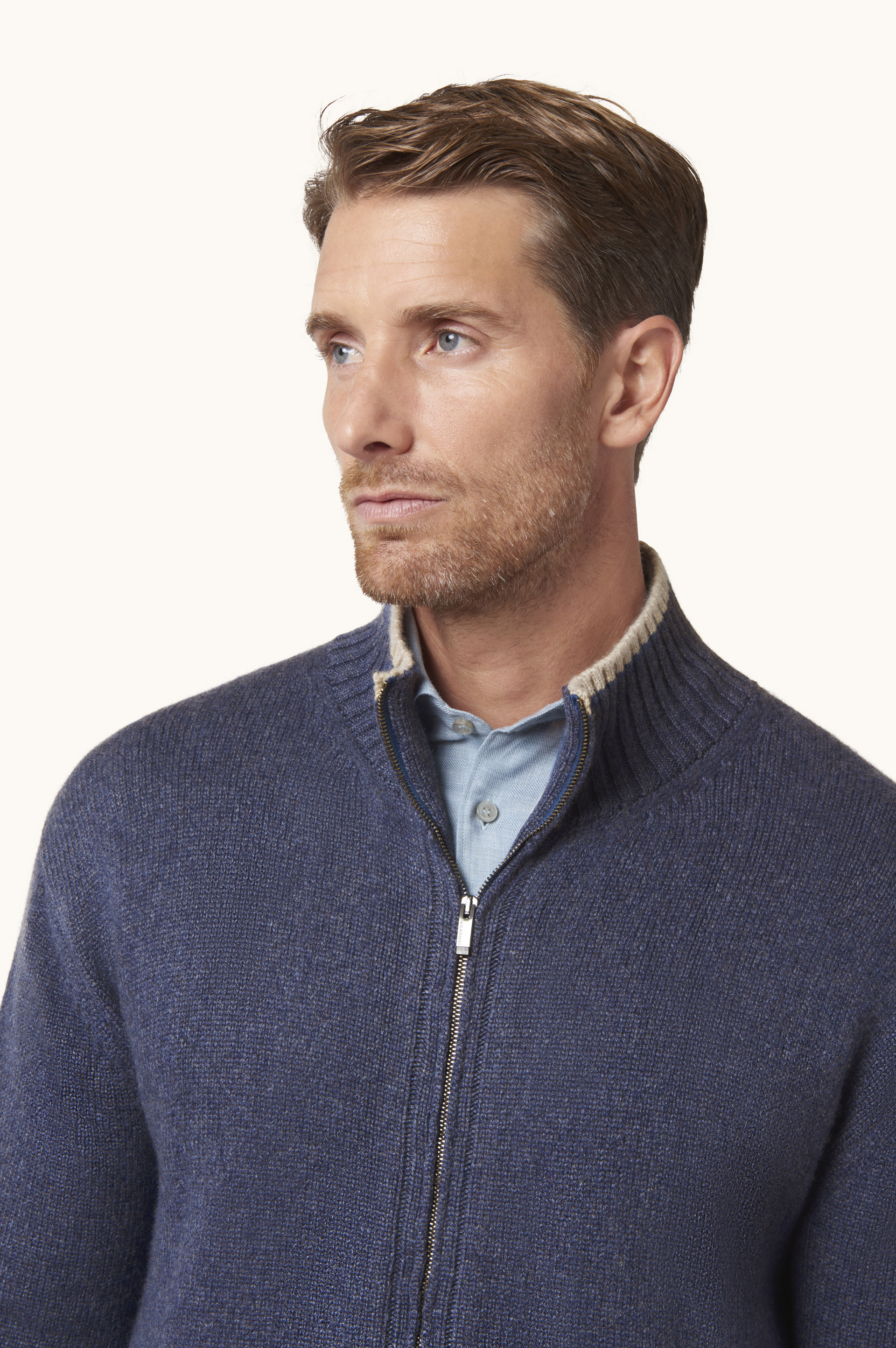 Zip-up cashmere cardigan image number 3