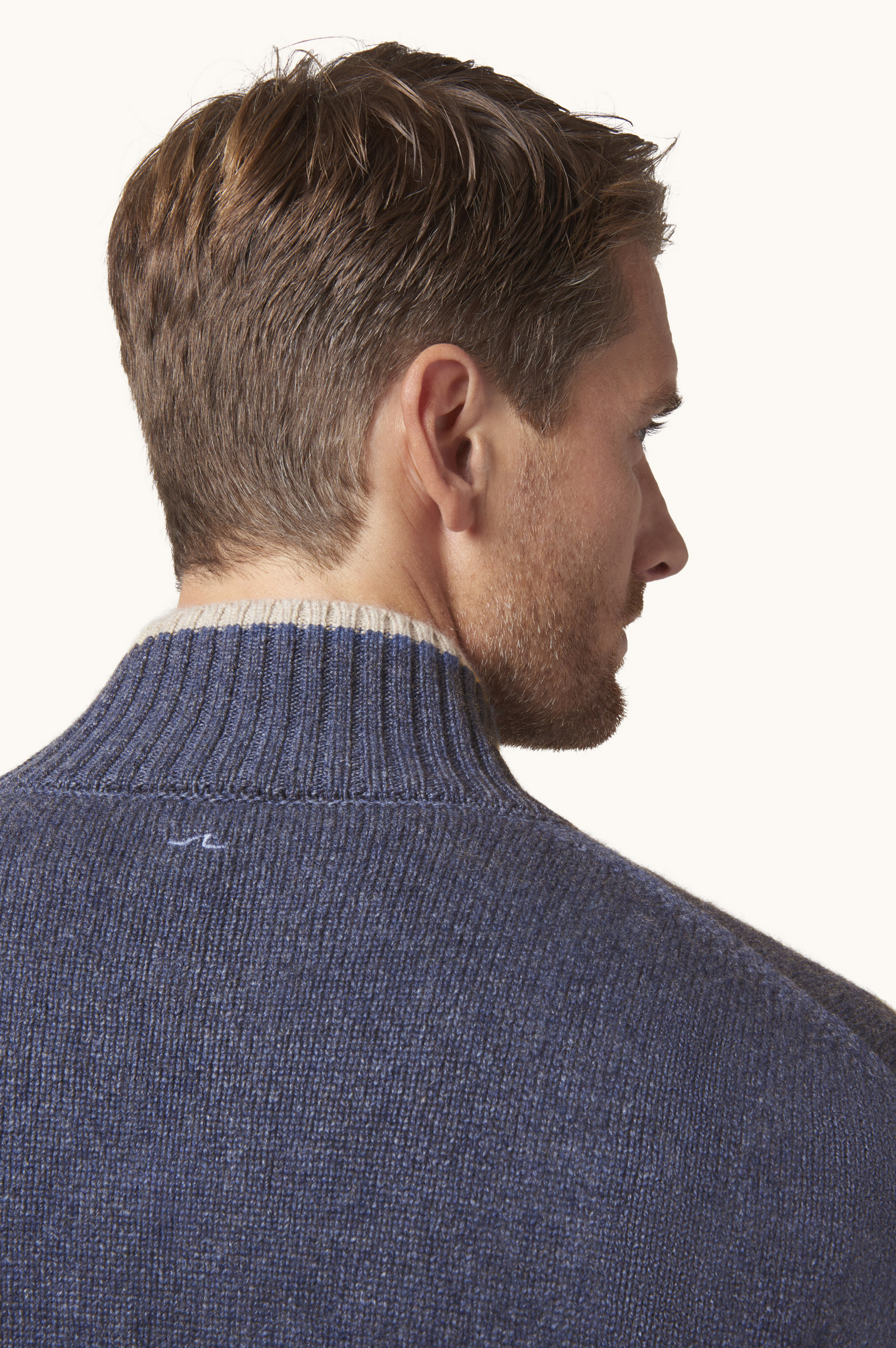 Zip-up cashmere cardigan image number 4