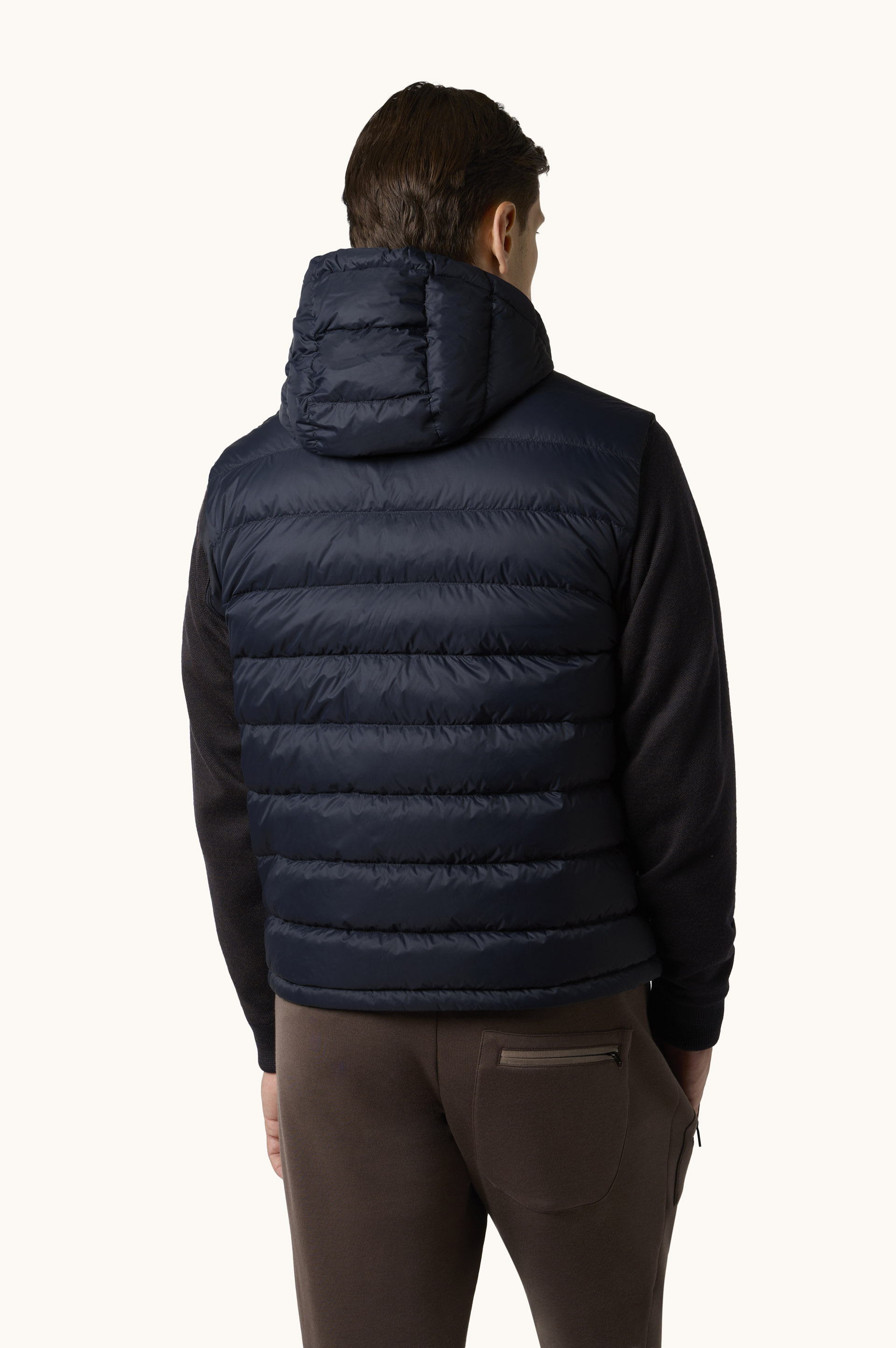 Ultralight Down jacket with removable wool sleeves image number 3