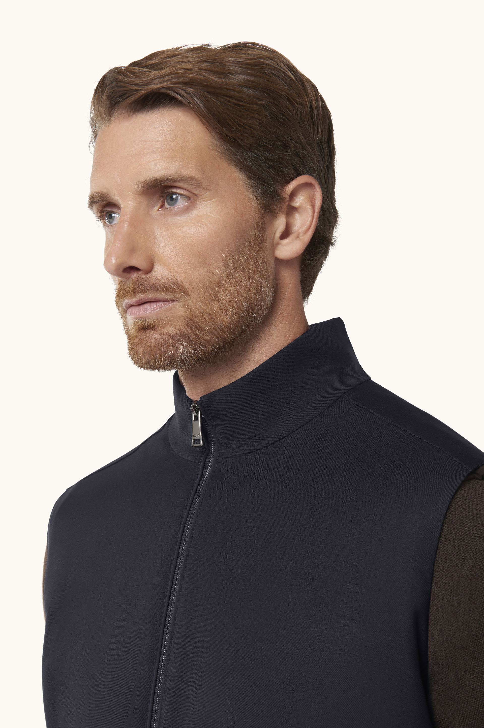 Wool gilet image number 4