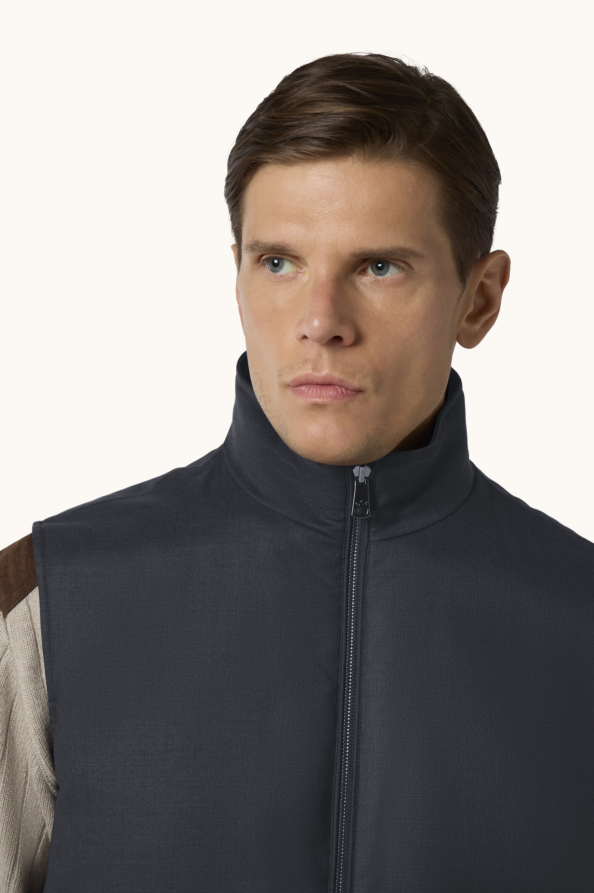 Gilet r&eacute;versible en laine et Typhoon&reg; image number 4