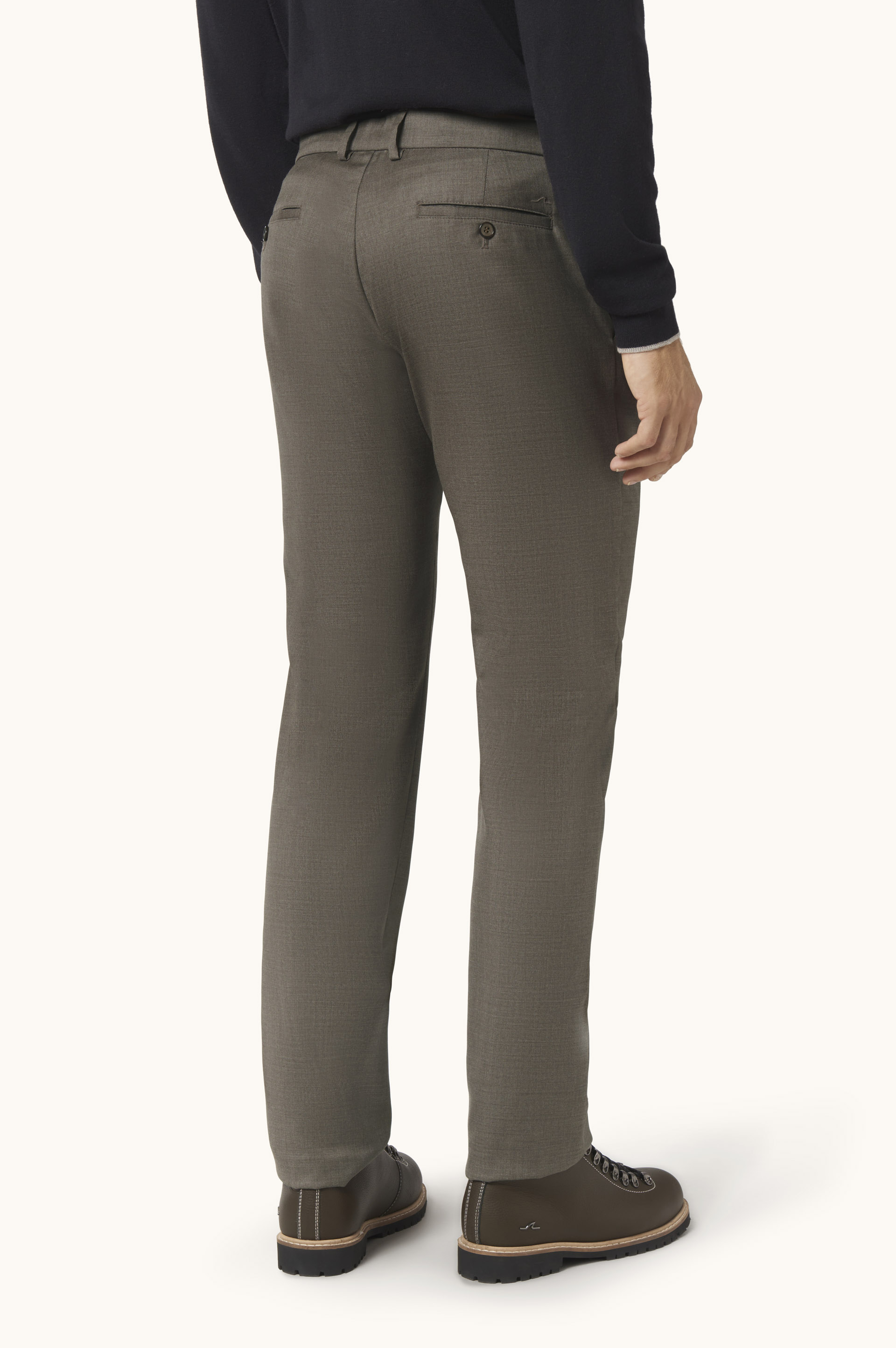 Pantal&oacute;n Bellagio de lana image number 3