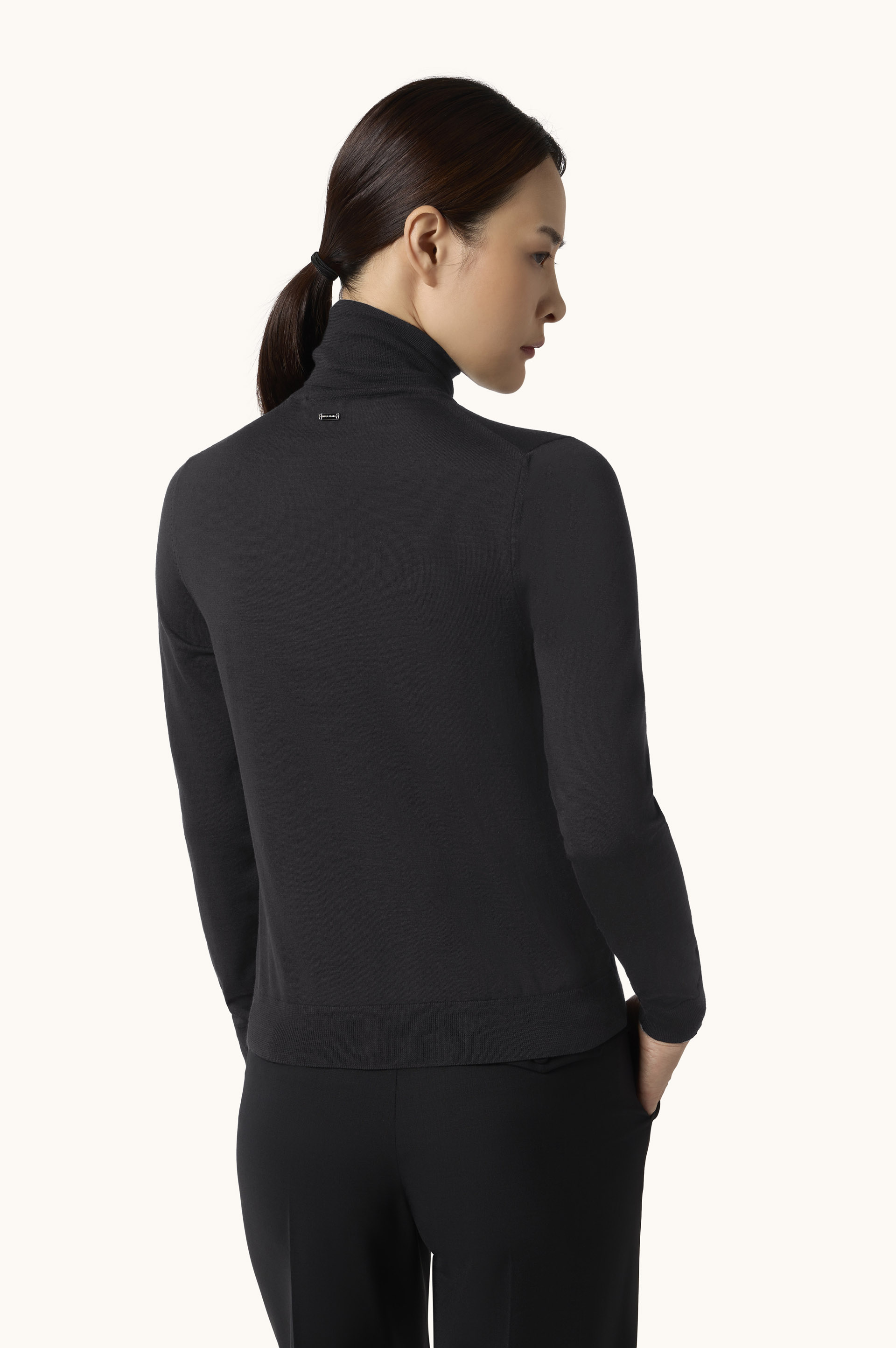 Rollkragenpullover aus Merinowolle image number 3