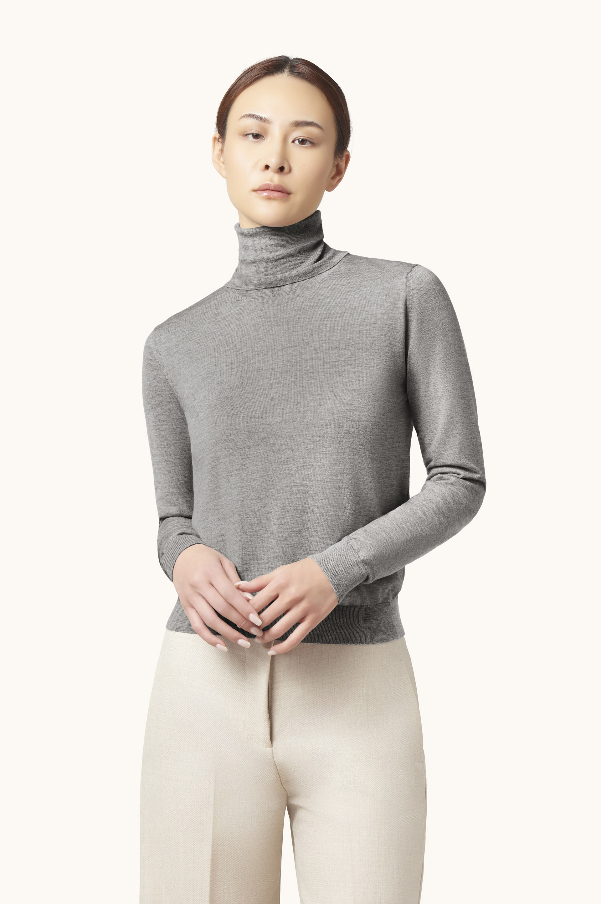 Maglia dolcevita in lana merino image number 0