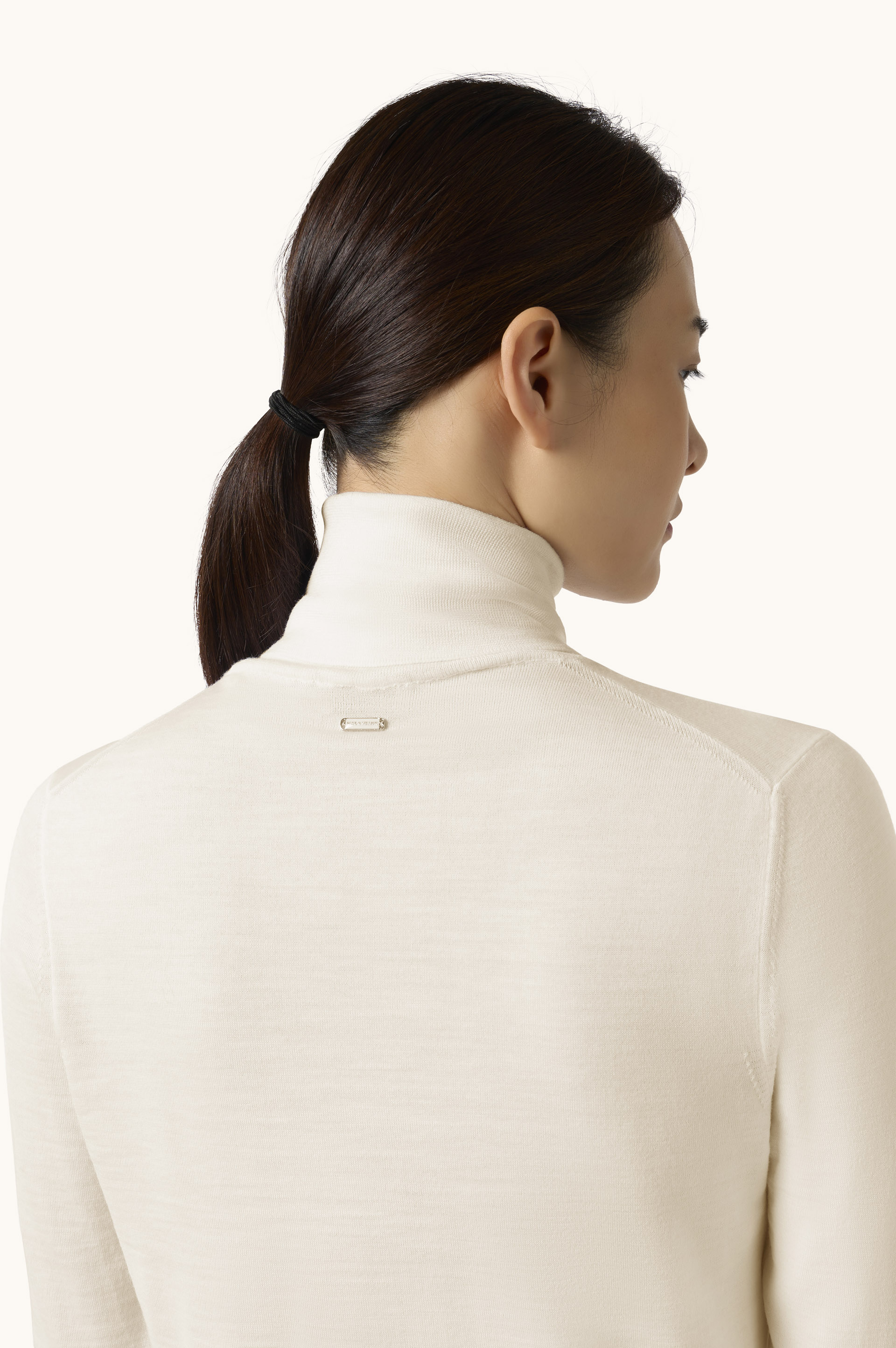 Merino wool turtleneck sweater image number 5