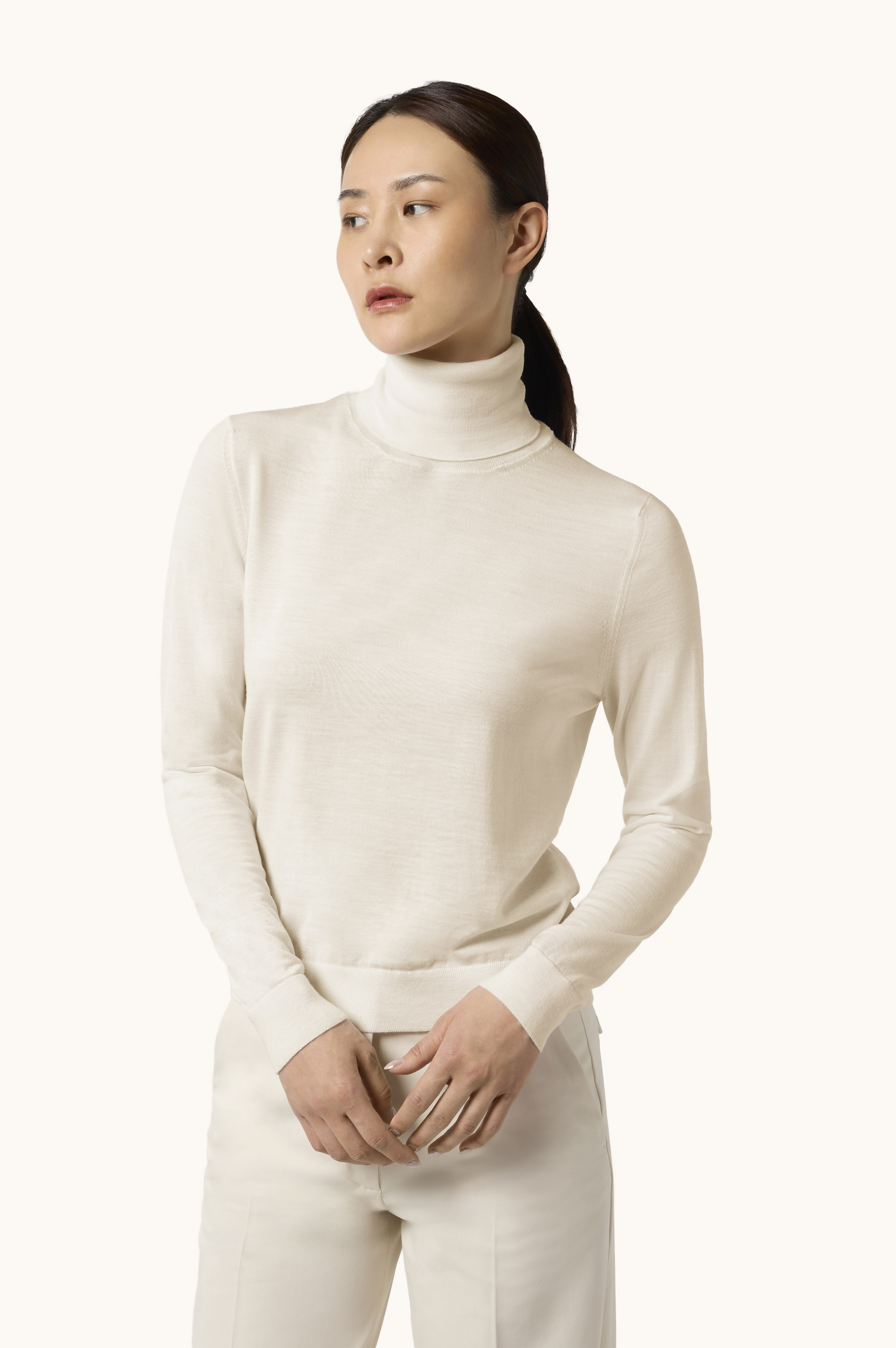 Merino wool turtleneck sweater image number 0