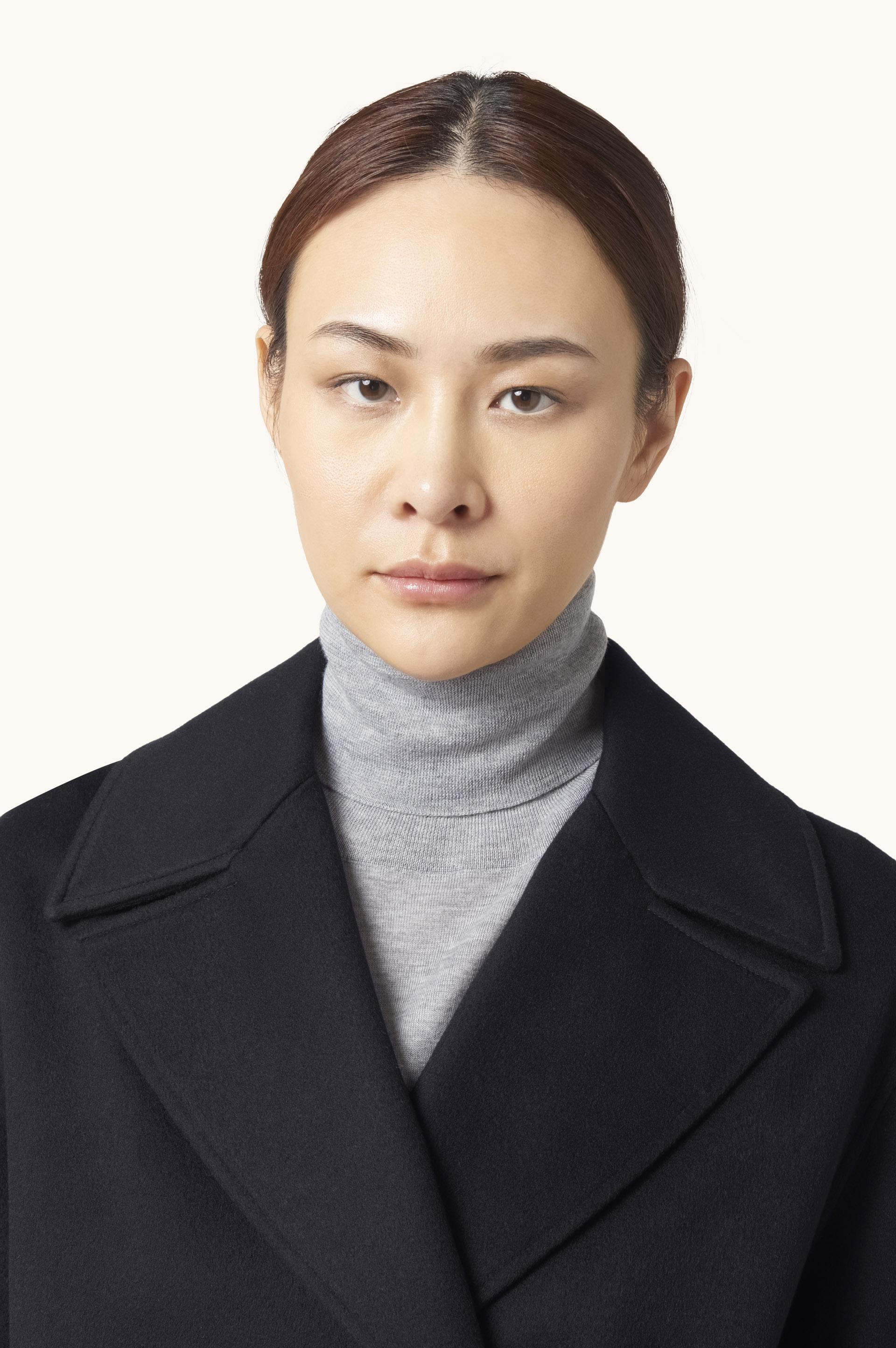 Peacoat de cachemira image number 4