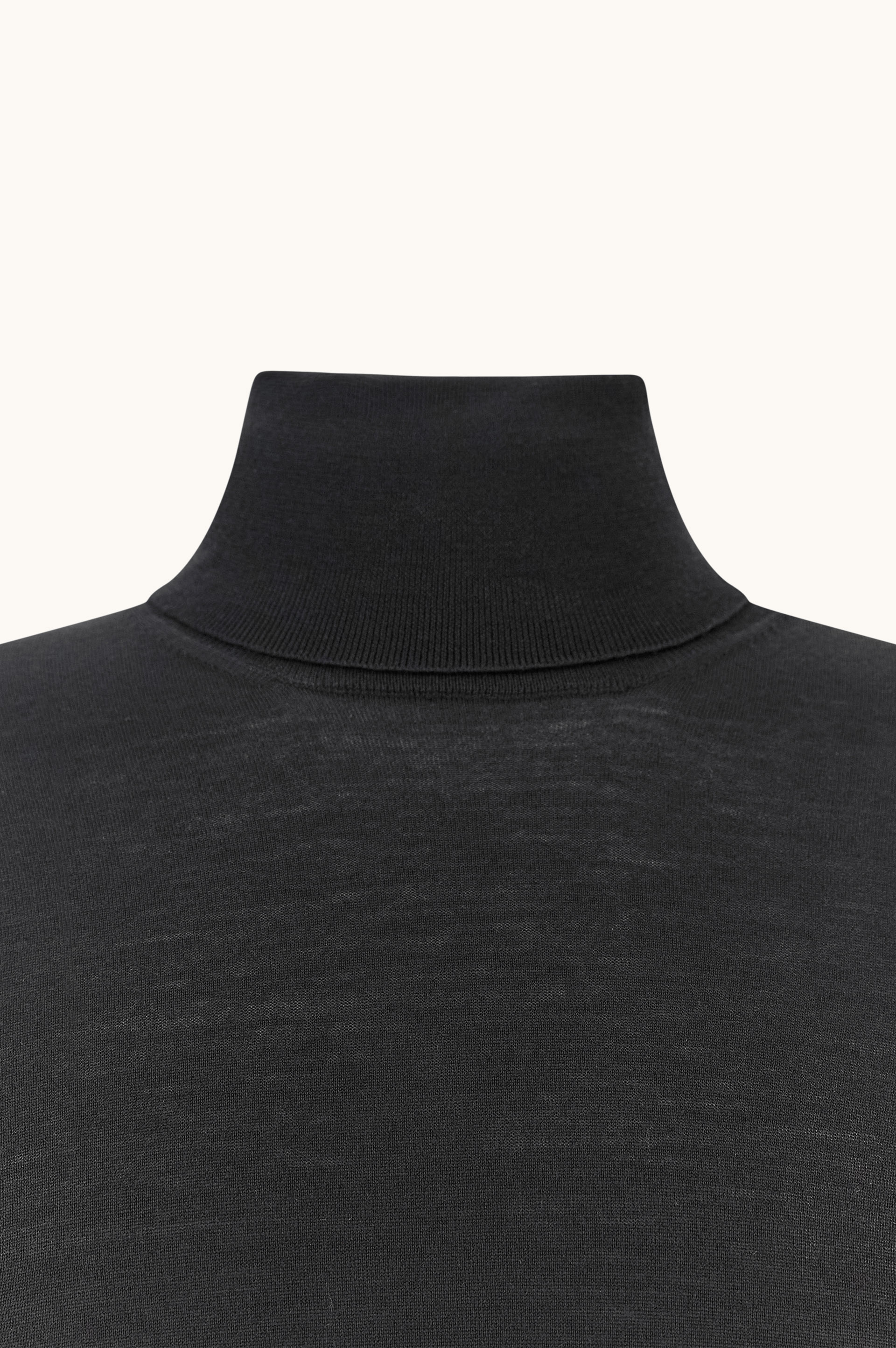 Superfine 140's Merino Wool Turtleneck Sweater image number 6