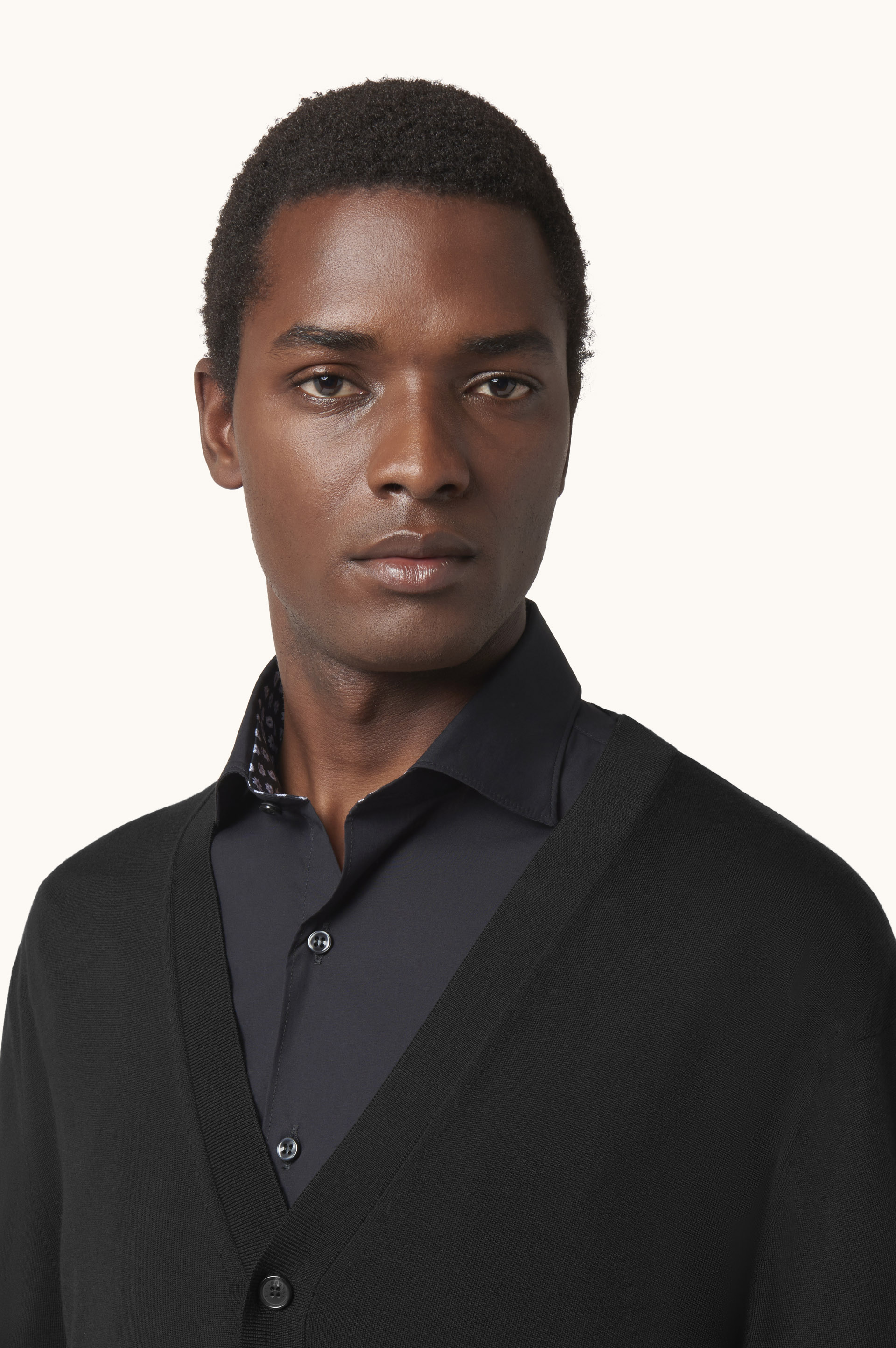 Superfine 140's Merino Wool Cardigan image number 4
