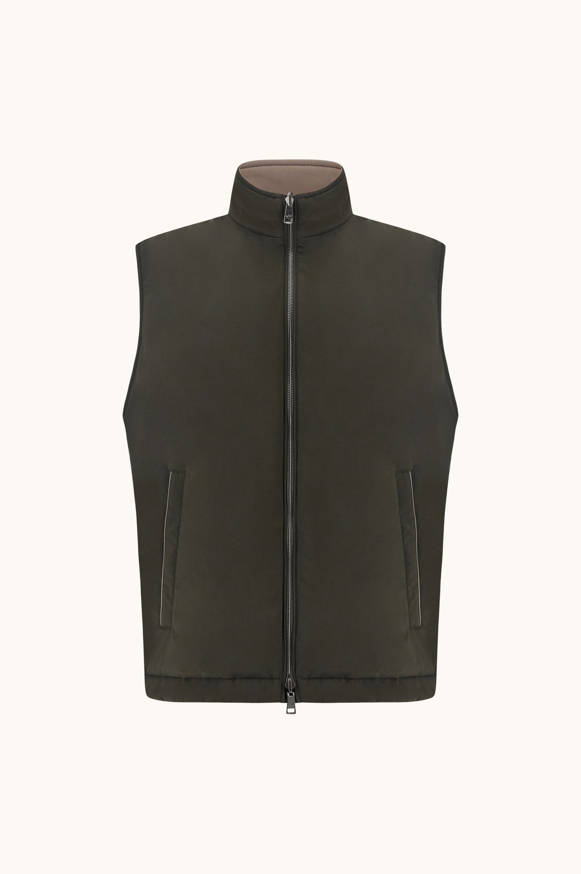 Chaleco reversible en Typhoon&reg; Platinum image number 1