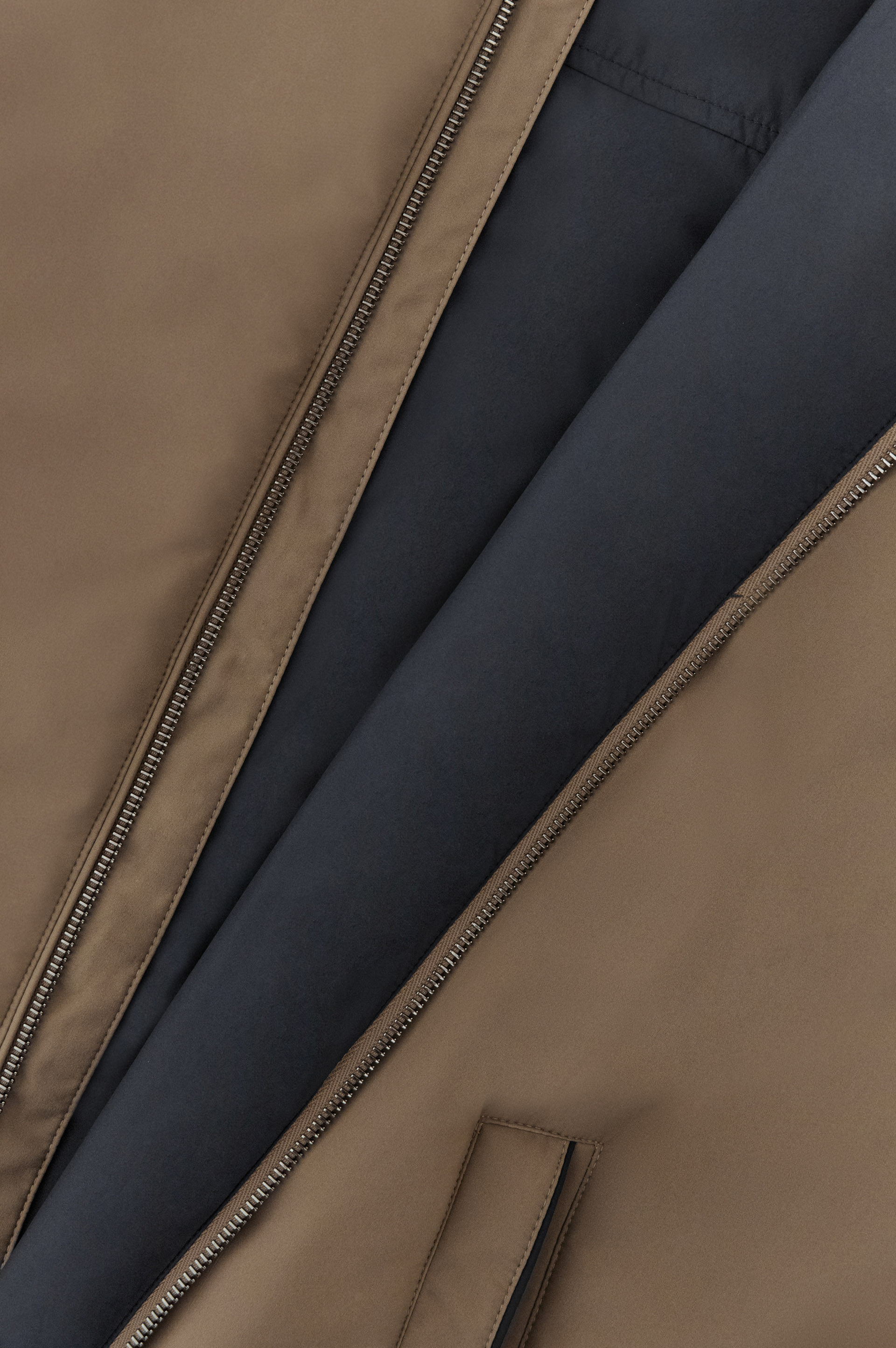 Gilet r&eacute;versible en Typhoon&reg; Platinum image number 3