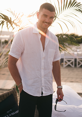 https://media-cdn.paulandshark.com/ecom/content/stories/forte-dei-marmi-event/desktop-evento-forte-21.jpg https://media-cdn.paulandshark.com/ecom/content/stories/forte-dei-marmi-event/desktop-evento-forte-21.jpg