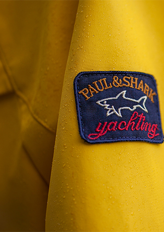 https://media-cdn.paulandshark.com/ecom/content/stories/photography-tale/photographer-tale-desktop-2.jpg https://media-cdn.paulandshark.com/ecom/content/stories/photography-tale/photographer-tale-desktop-2.jpg