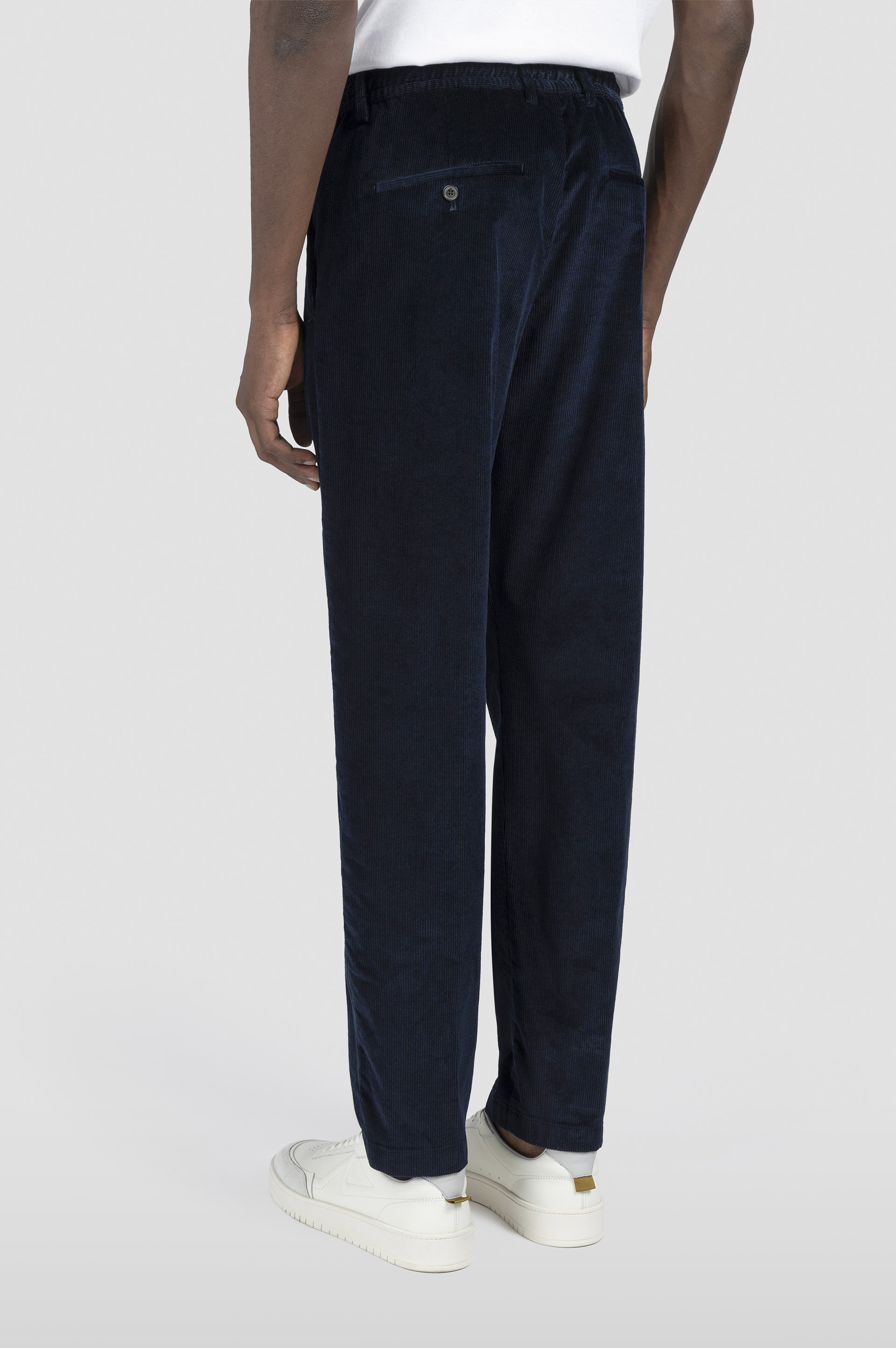 Pantalon chino en velours image number 3 Pantalon chino en velours image number 3