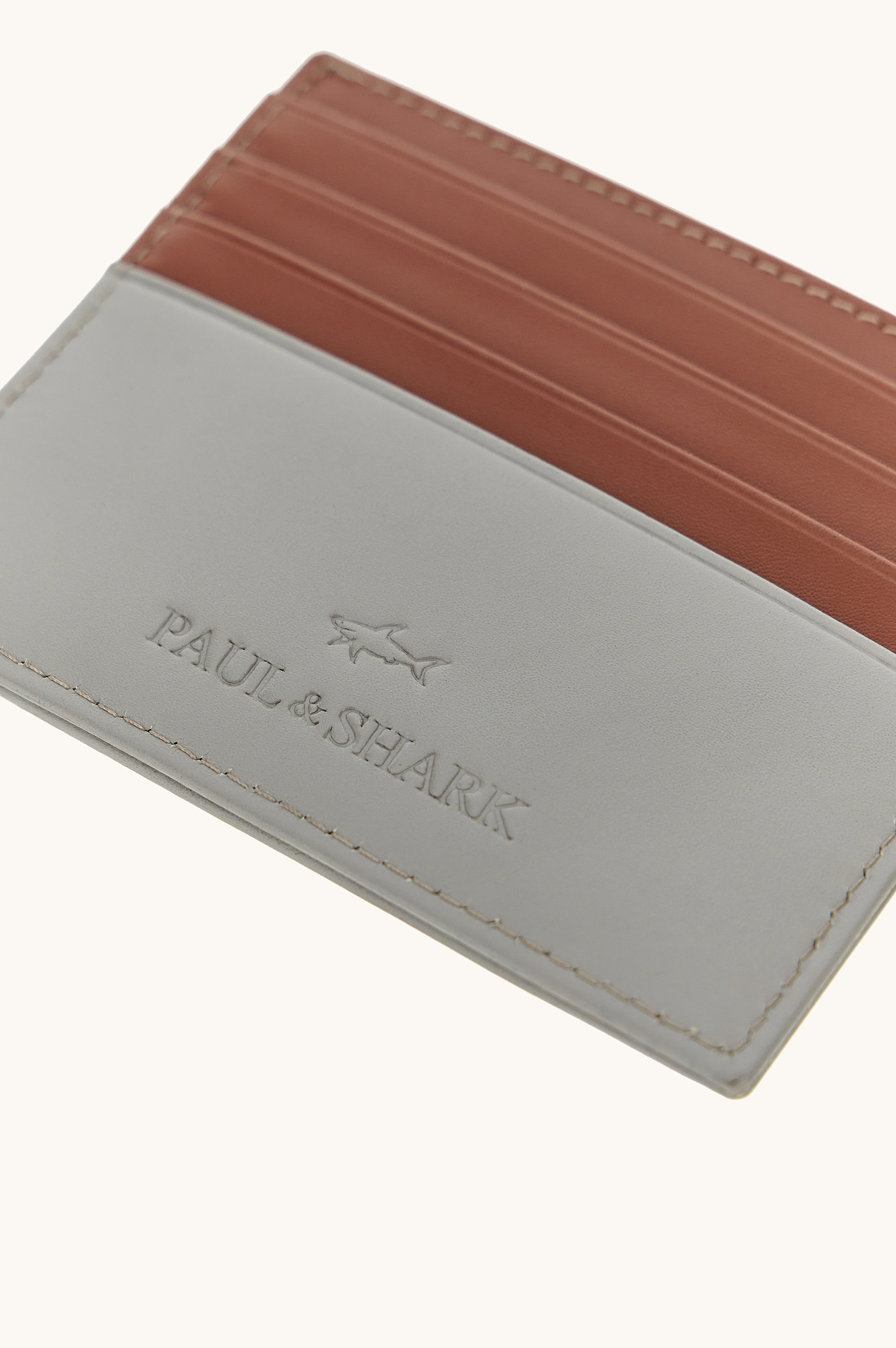 Fin embossed leather cardholder image number 3