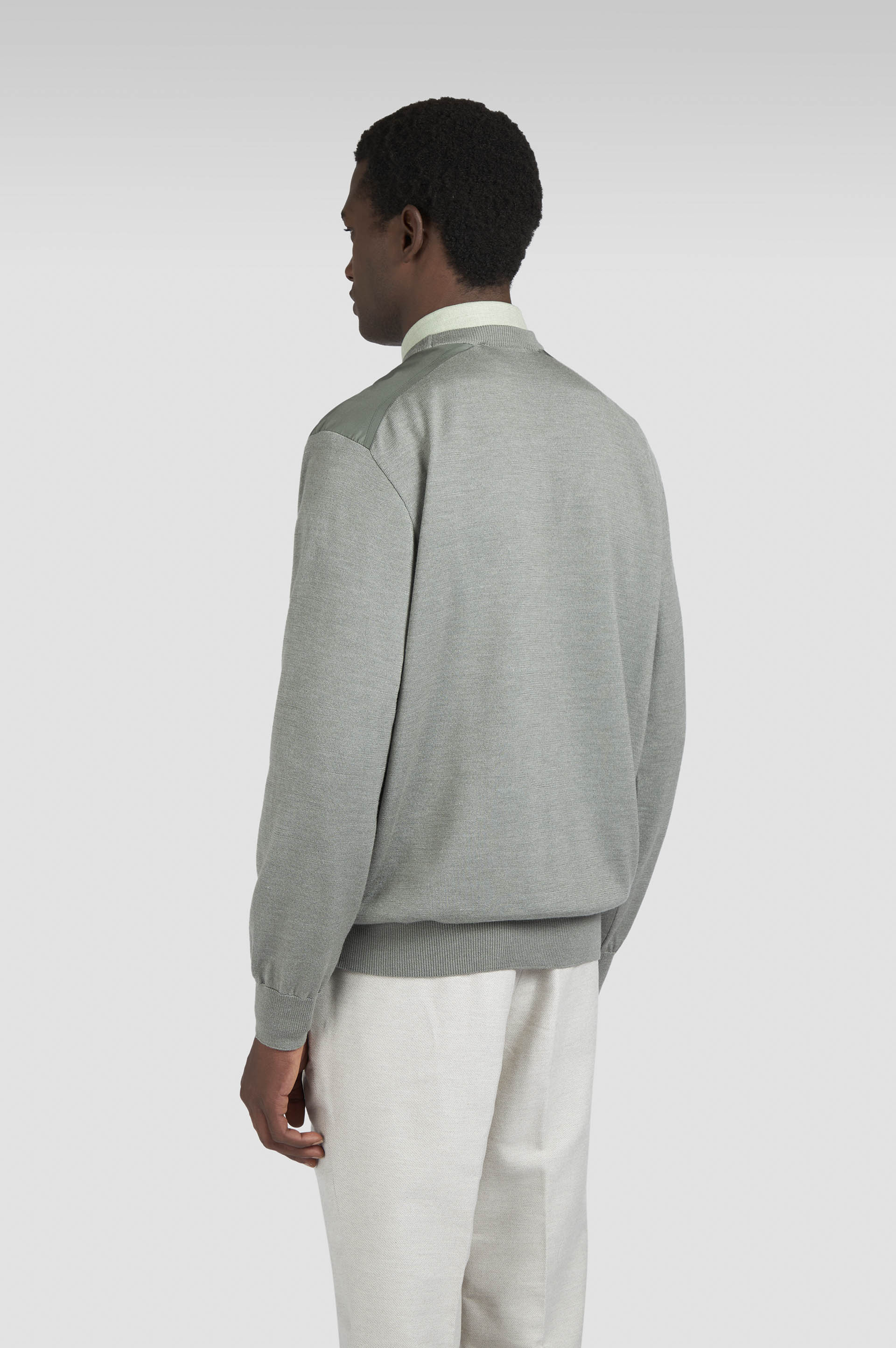 Wool and silk crewneck sweater image number 3