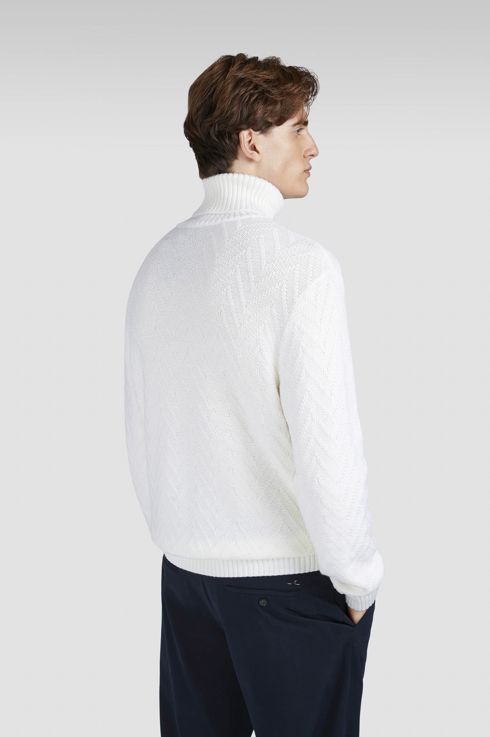 Merino Wool turtleneck sweater image number 3 Merino Wool turtleneck sweater image number 3