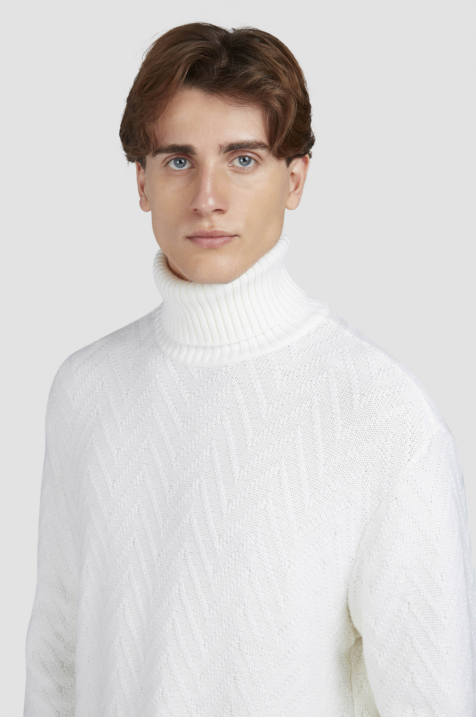 Merino Wool turtleneck sweater image number 4 Merino Wool turtleneck sweater image number 4