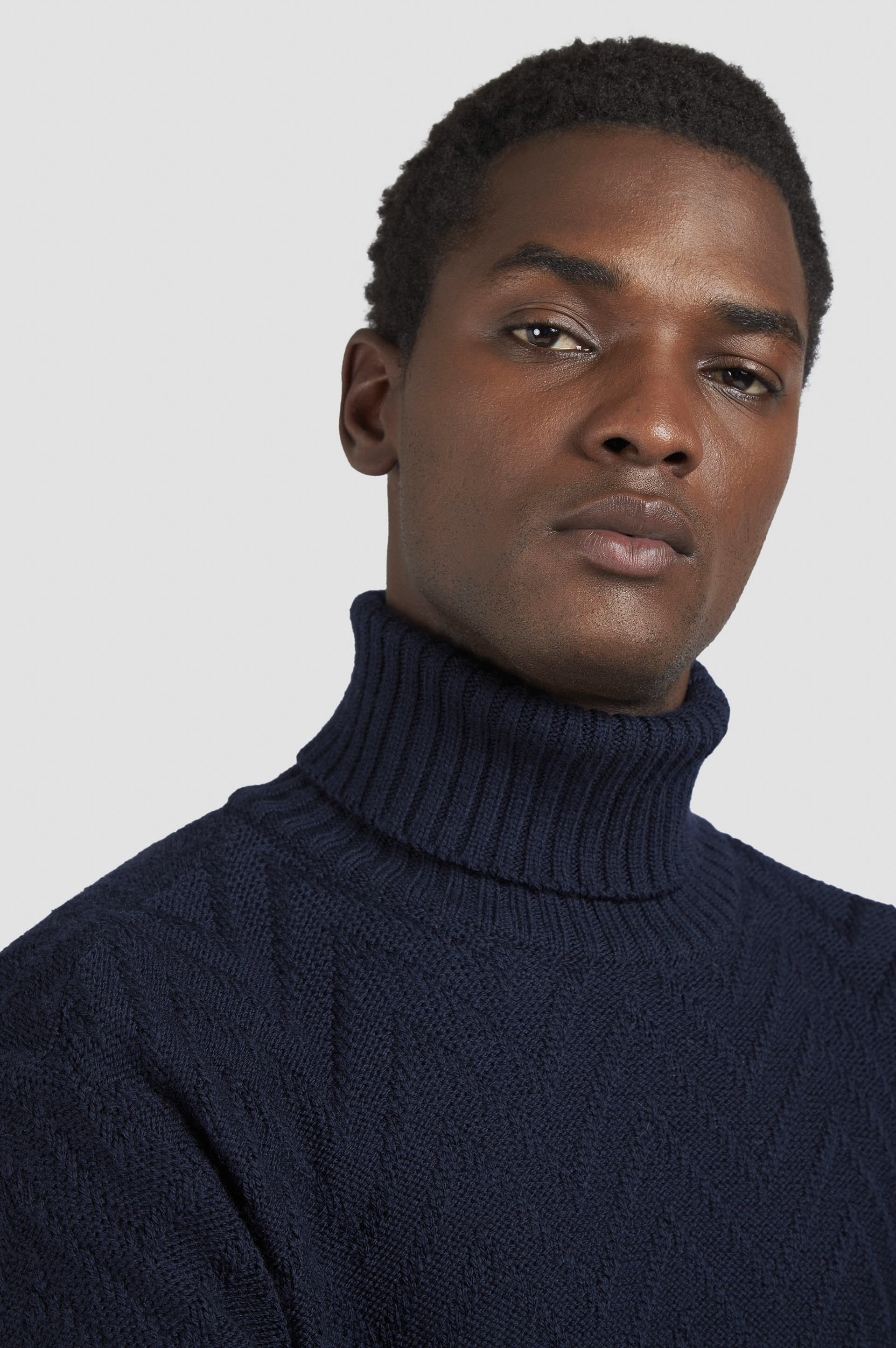 Merino Wool turtleneck sweater image number 4