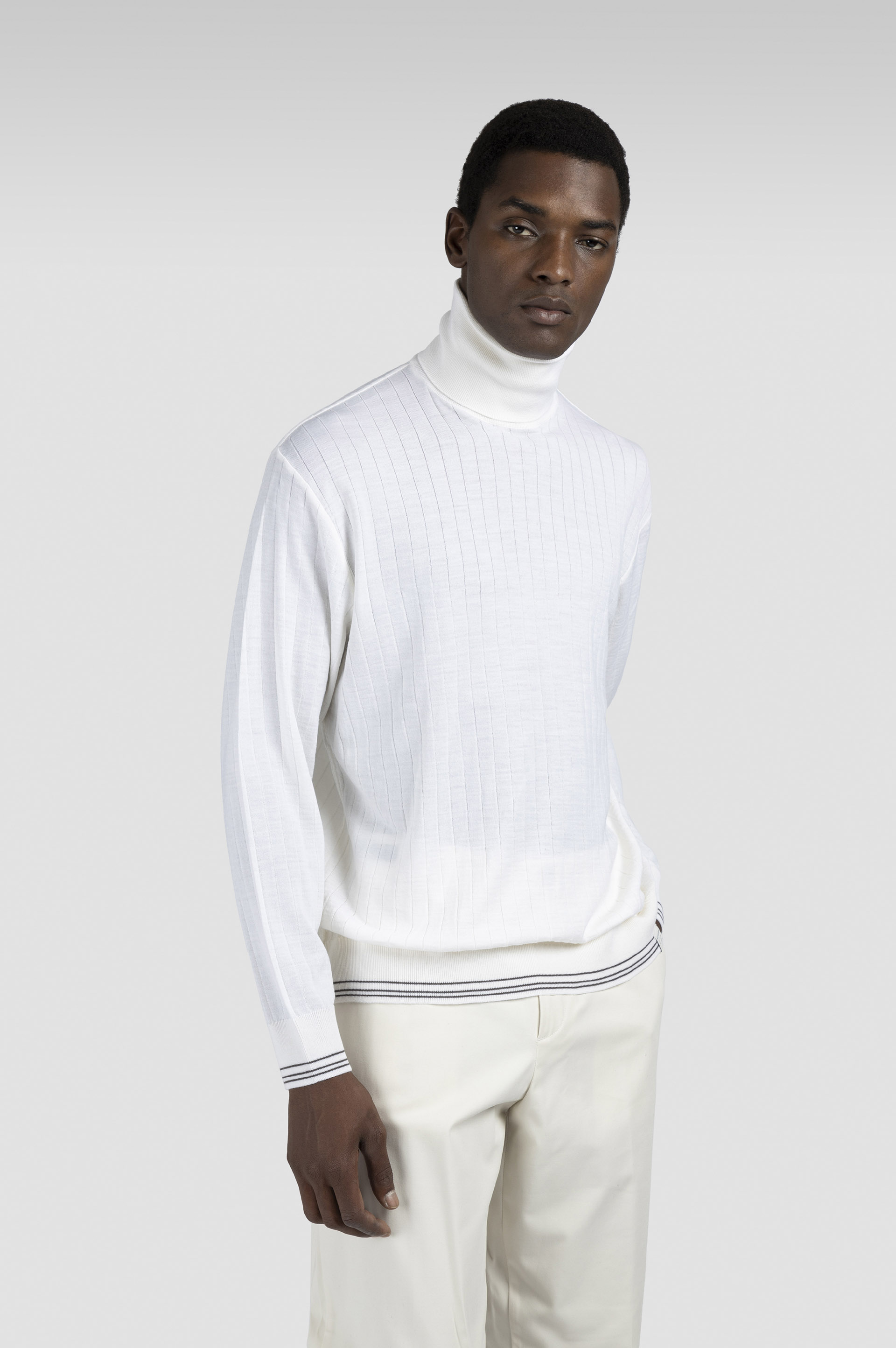 Wool and cashmere turtleneck sweater image number 0 Wool and cashmere turtleneck sweater image number 0