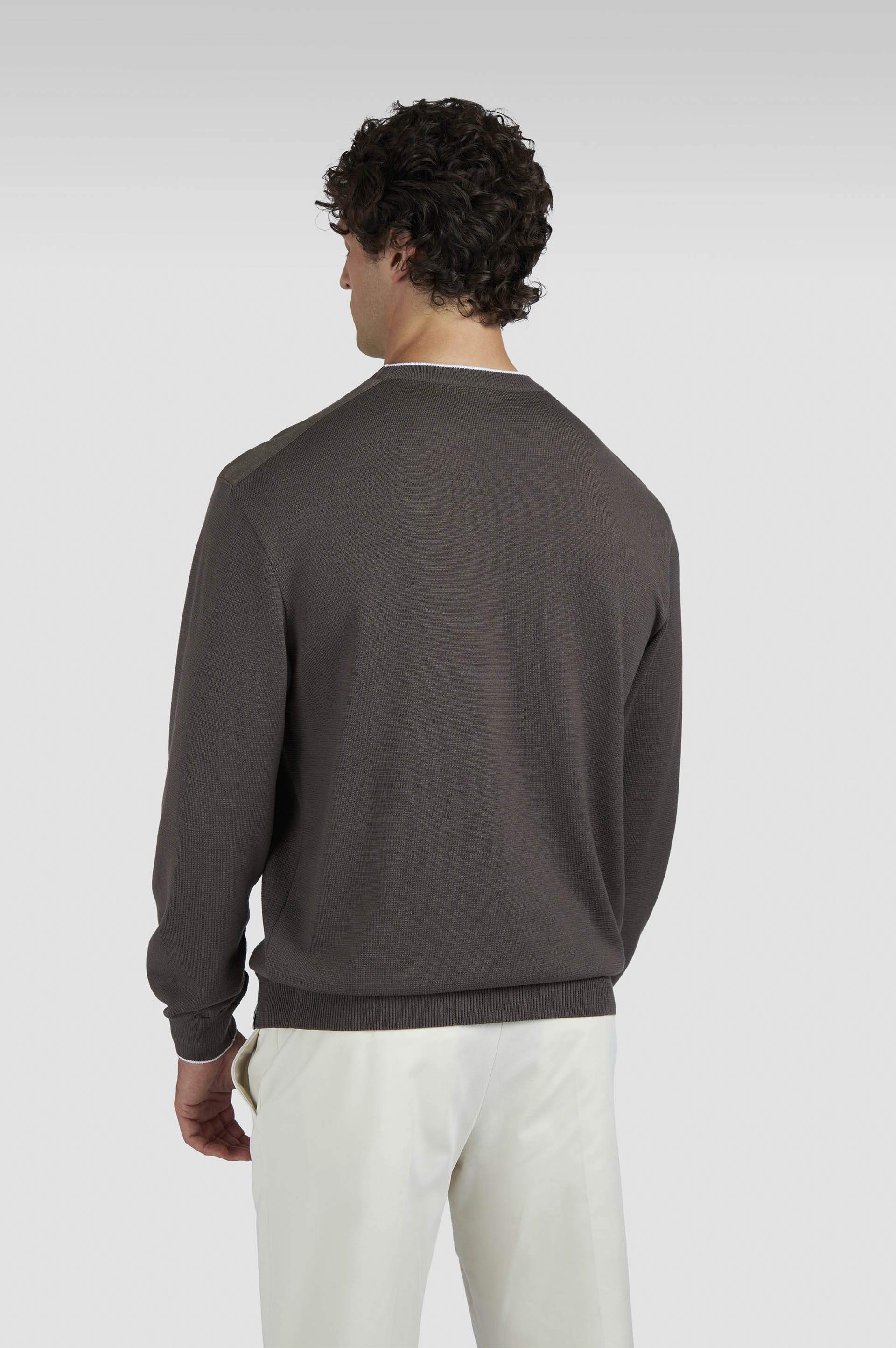 كنزة صوفية بلمسة ناعمة وباردة image number 3