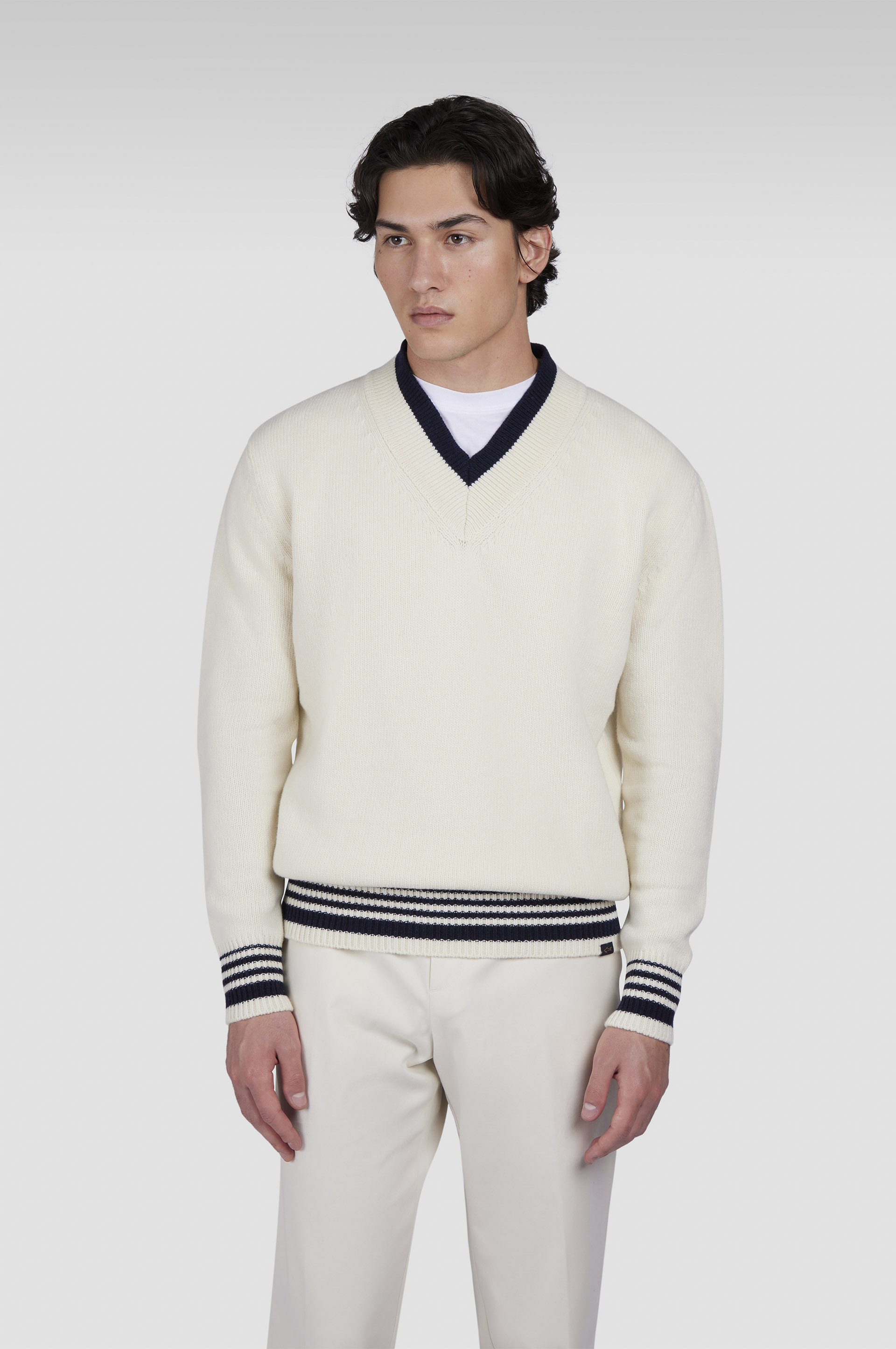 Sweater in Re-Wool with V-neck image number 0