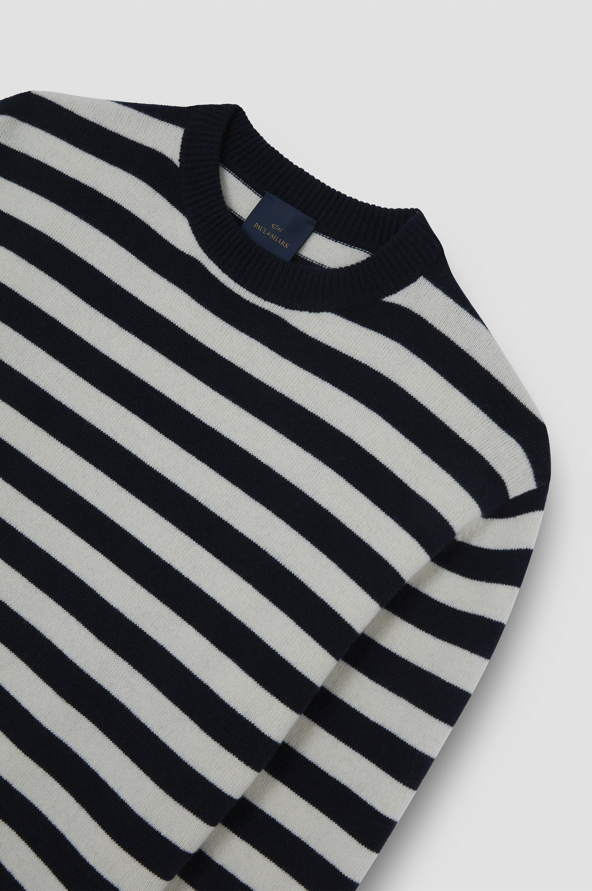 Свитер с круглым вырезом из Re-Wool с полосатым узором image number 5