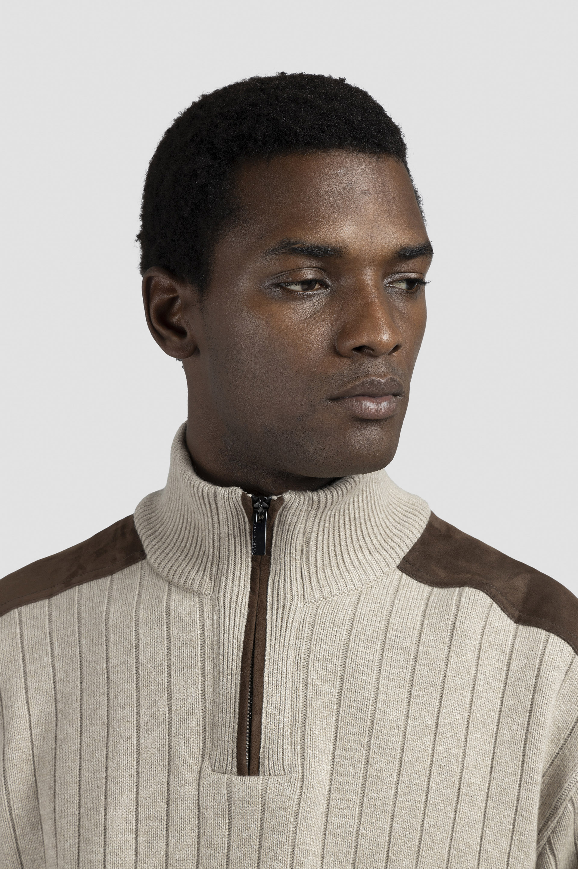 Suéter de media cremallera de lana y cachemira con detalles de ante image number 4