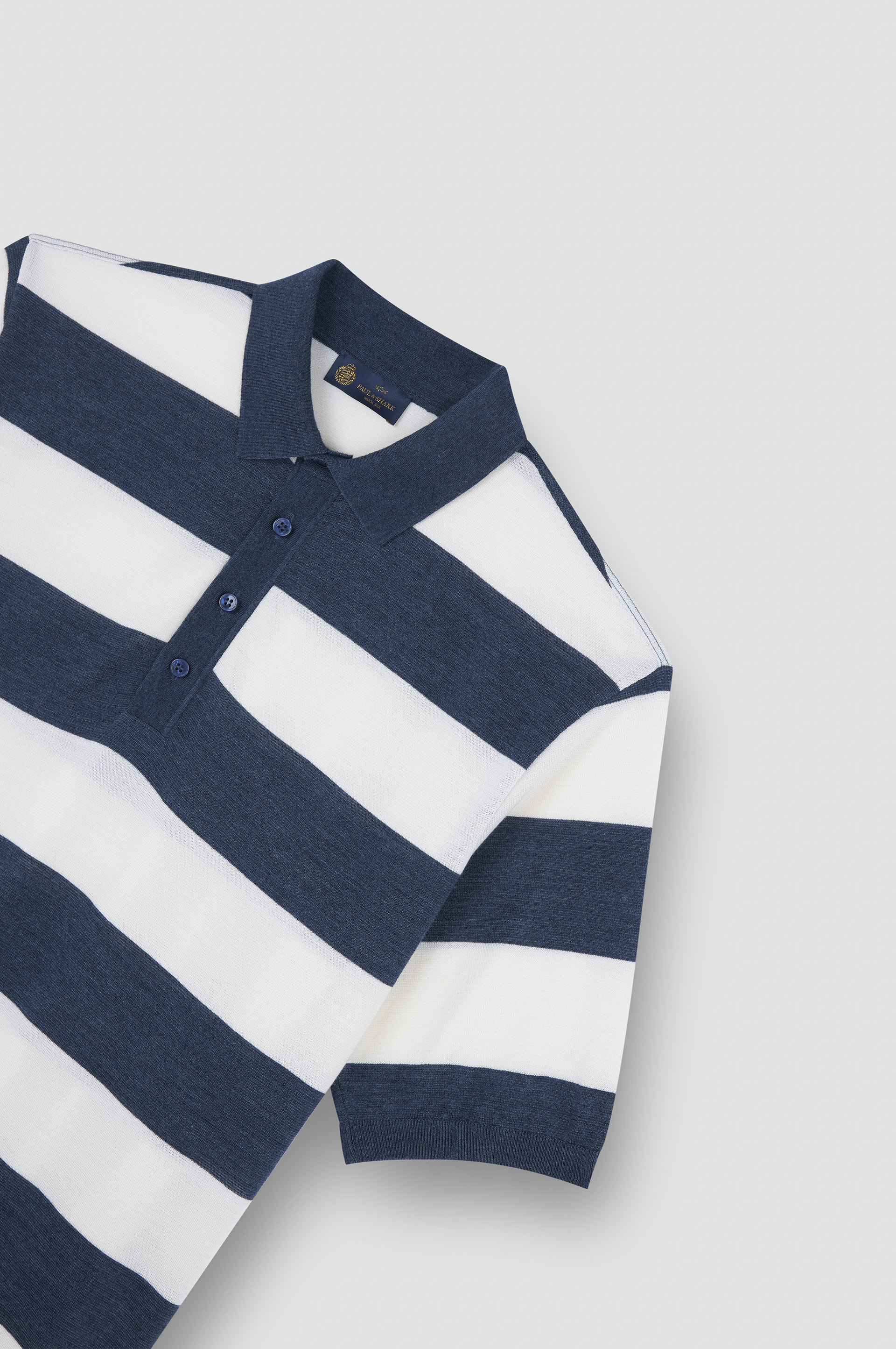 Polo in lana e seta con motivo a righe image number 5 Polo in lana e seta con motivo a righe image number 5