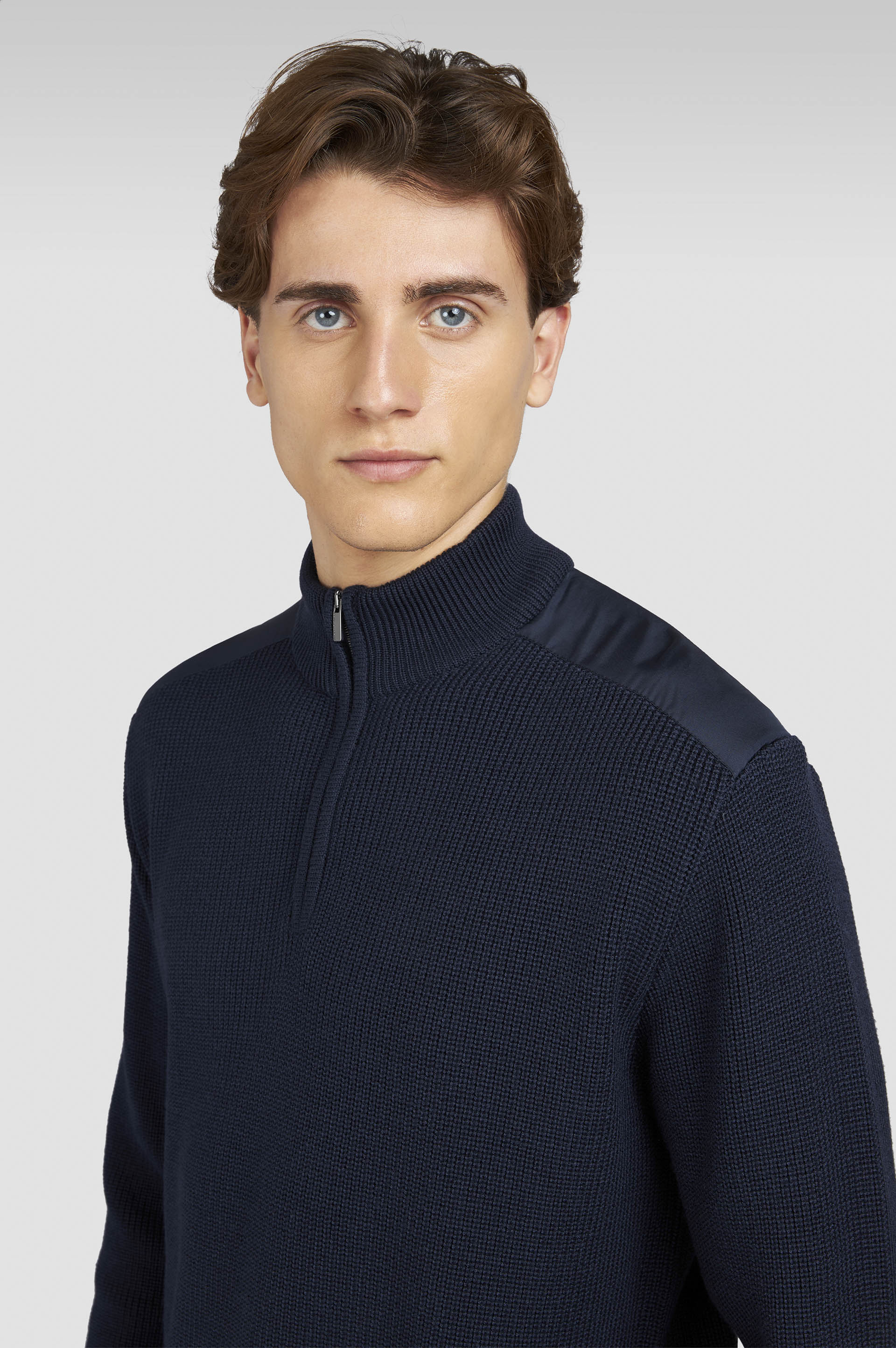 Suéter de media cremallera de lana y seda con detalles de Typhoon® Silk image number 4