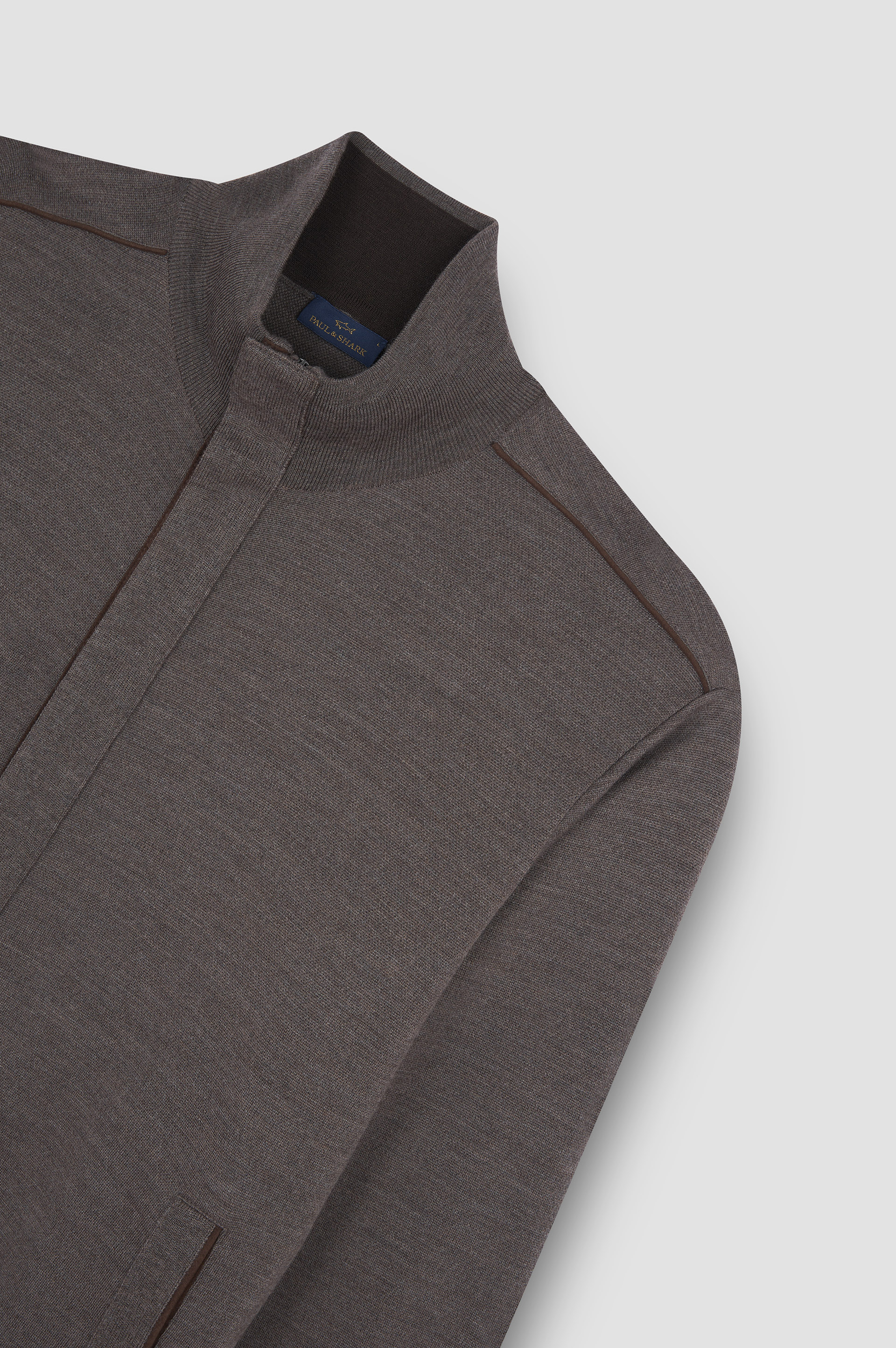 Merino Extrafine wool sweater with zip closure image number 4