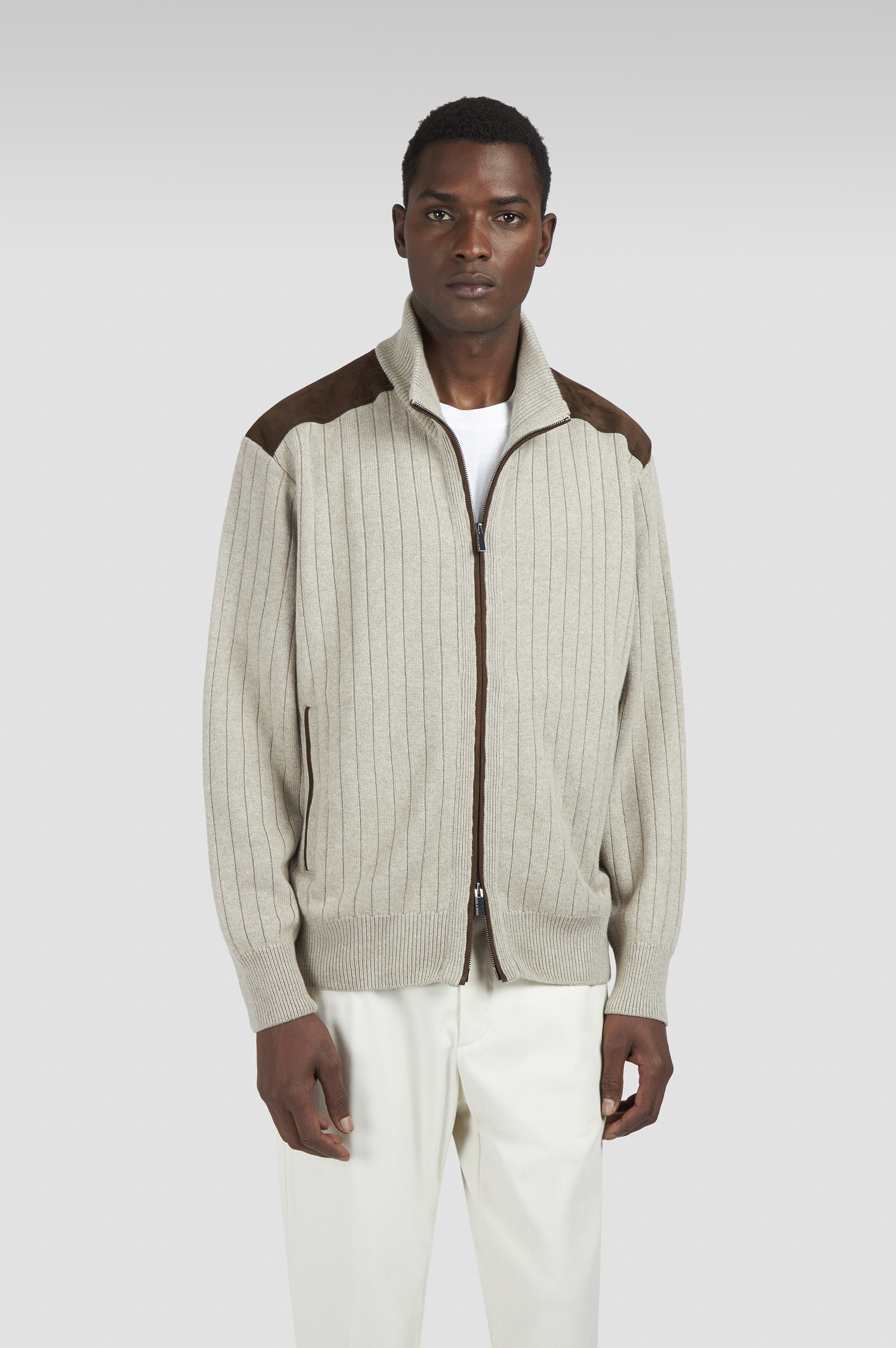 Zip-up cardigan in wool and cashmere with suede details image number 0 Zip-up cardigan in wool and cashmere with suede details image number 0