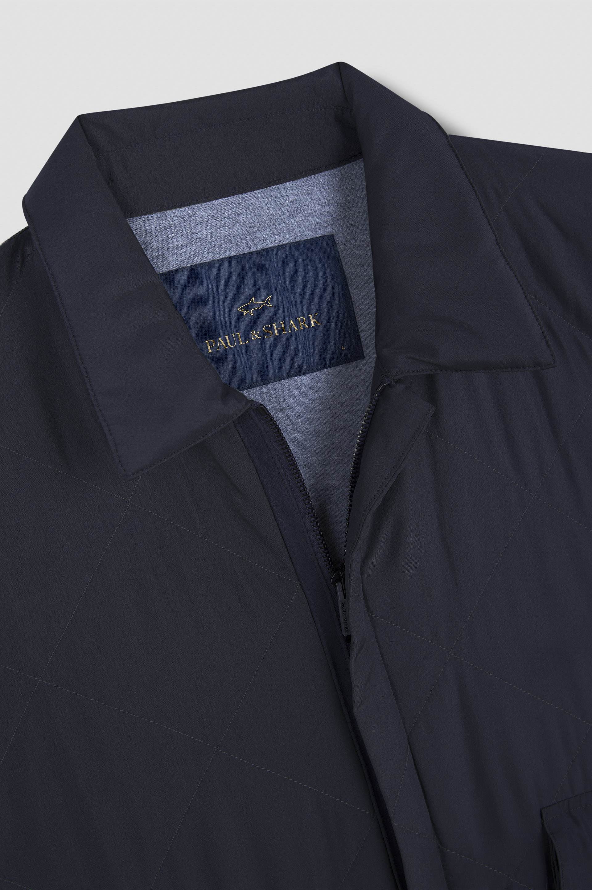 Hybrid-Reißverschlusshemdjacke aus Wolle, Seide und Typhoon® Silk image number 8 Hybrid-Reißverschlusshemdjacke aus Wolle, Seide und Typhoon® Silk image number 8