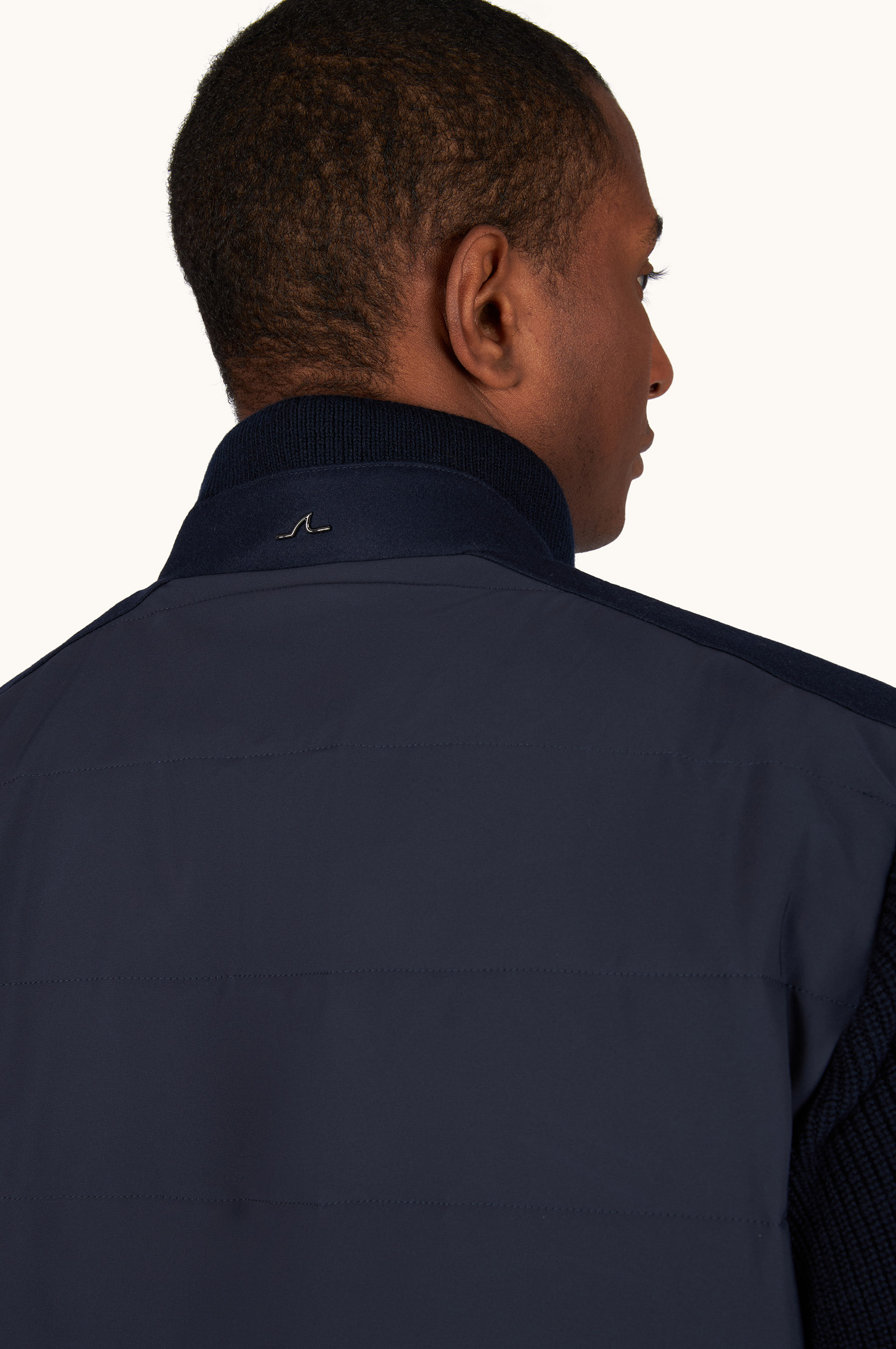 C&aacute;rdigan con cremallera de lana Soft Cool Touch con detalles en Typhoon&reg; Re-4x4 Stretch image number 4