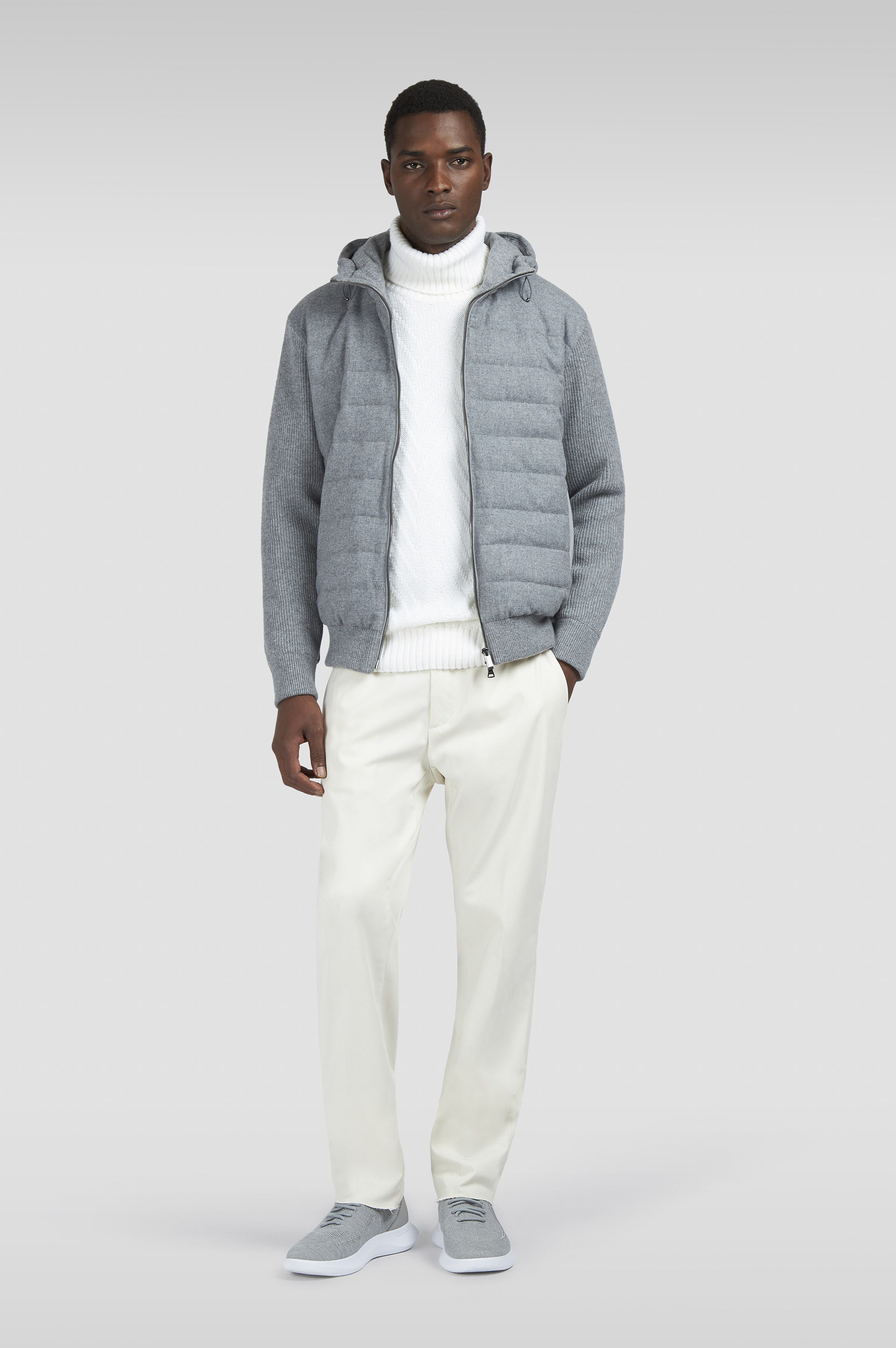 Hybrid zip-up cardigan in wool, cashmere, and Re-Wool image number 2 Hybrid zip-up cardigan in wool, cashmere, and Re-Wool image number 2