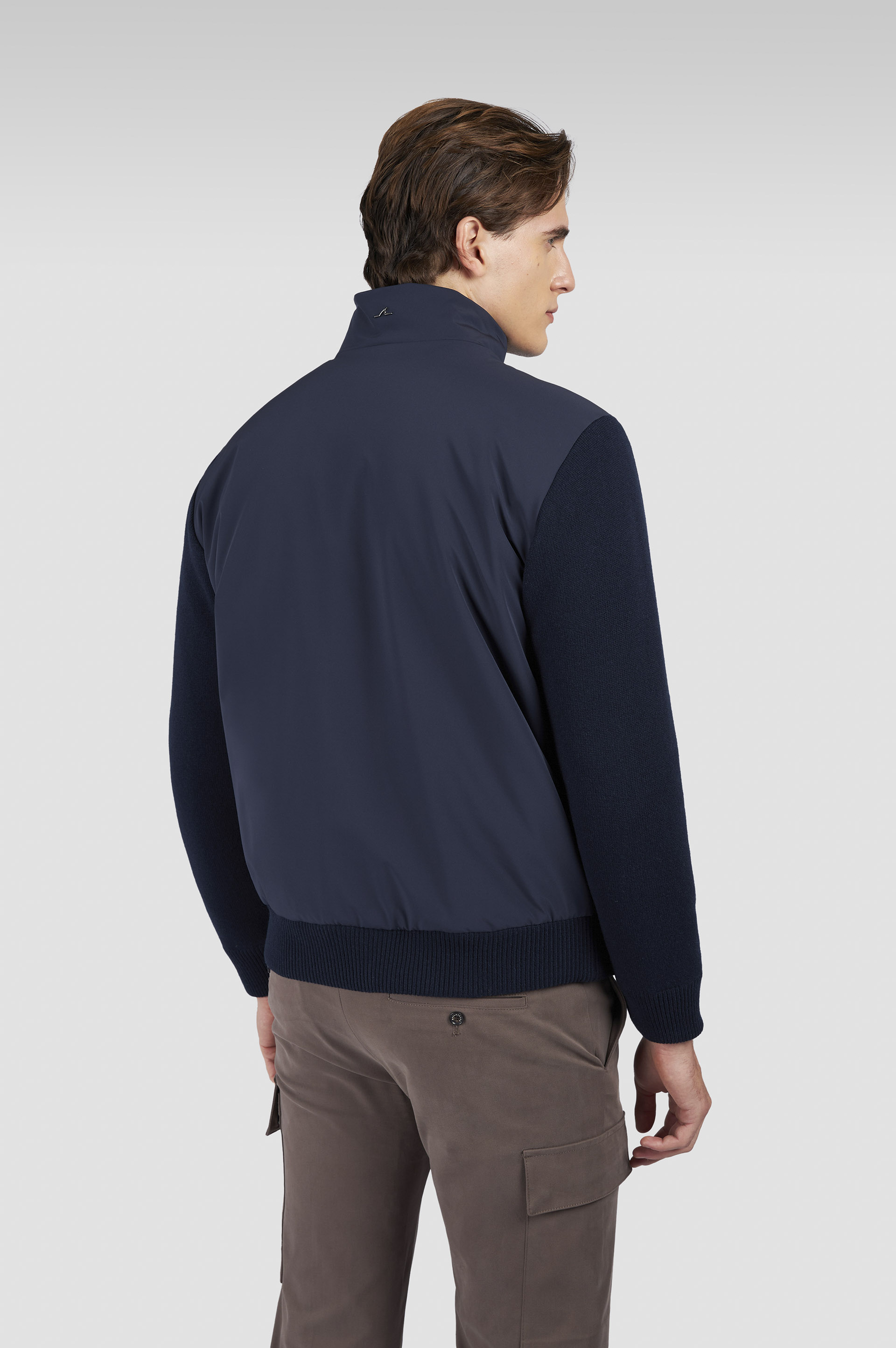 Hybrid jacket in wool and cashmere with Suede and Typhoon® Re-4x4 Stretch details image number 3 Hybrid jacket in wool and cashmere with Suede and Typhoon® Re-4x4 Stretch details image number 3