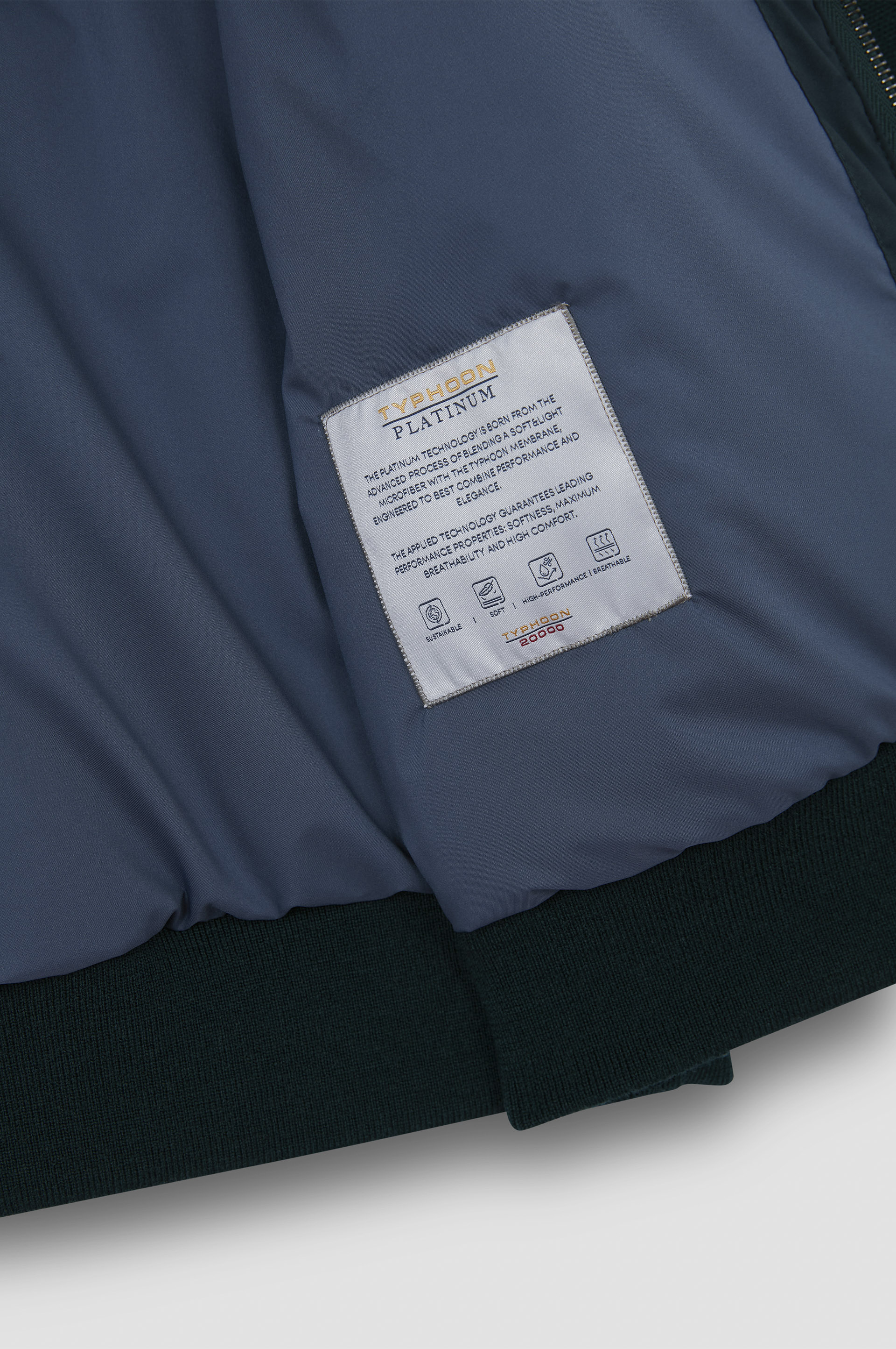 Hybrid zip-up sweater in Soft Cool Touch wool and Typhoon® Platinum image number 7 Hybrid zip-up sweater in Soft Cool Touch wool and Typhoon® Platinum image number 7