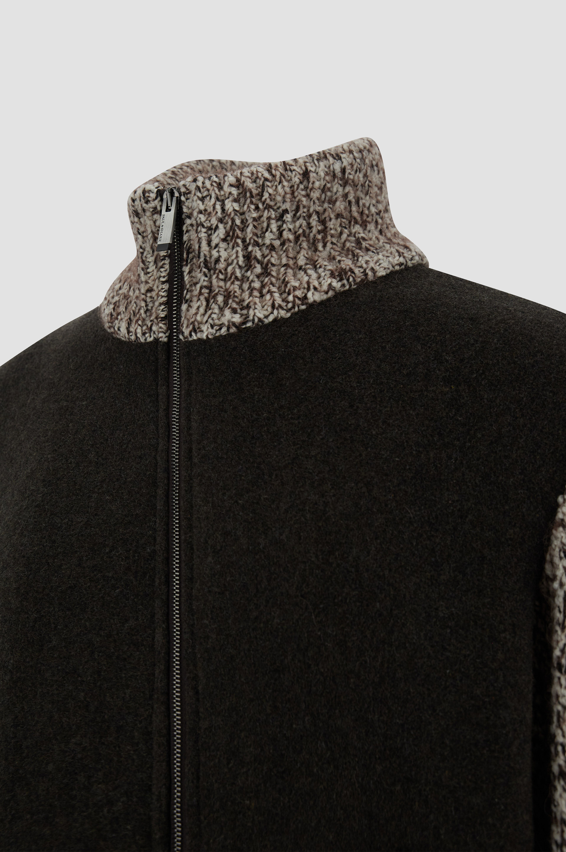 Jersey h&iacute;brido con cremallera de lana y alpaca image number 2