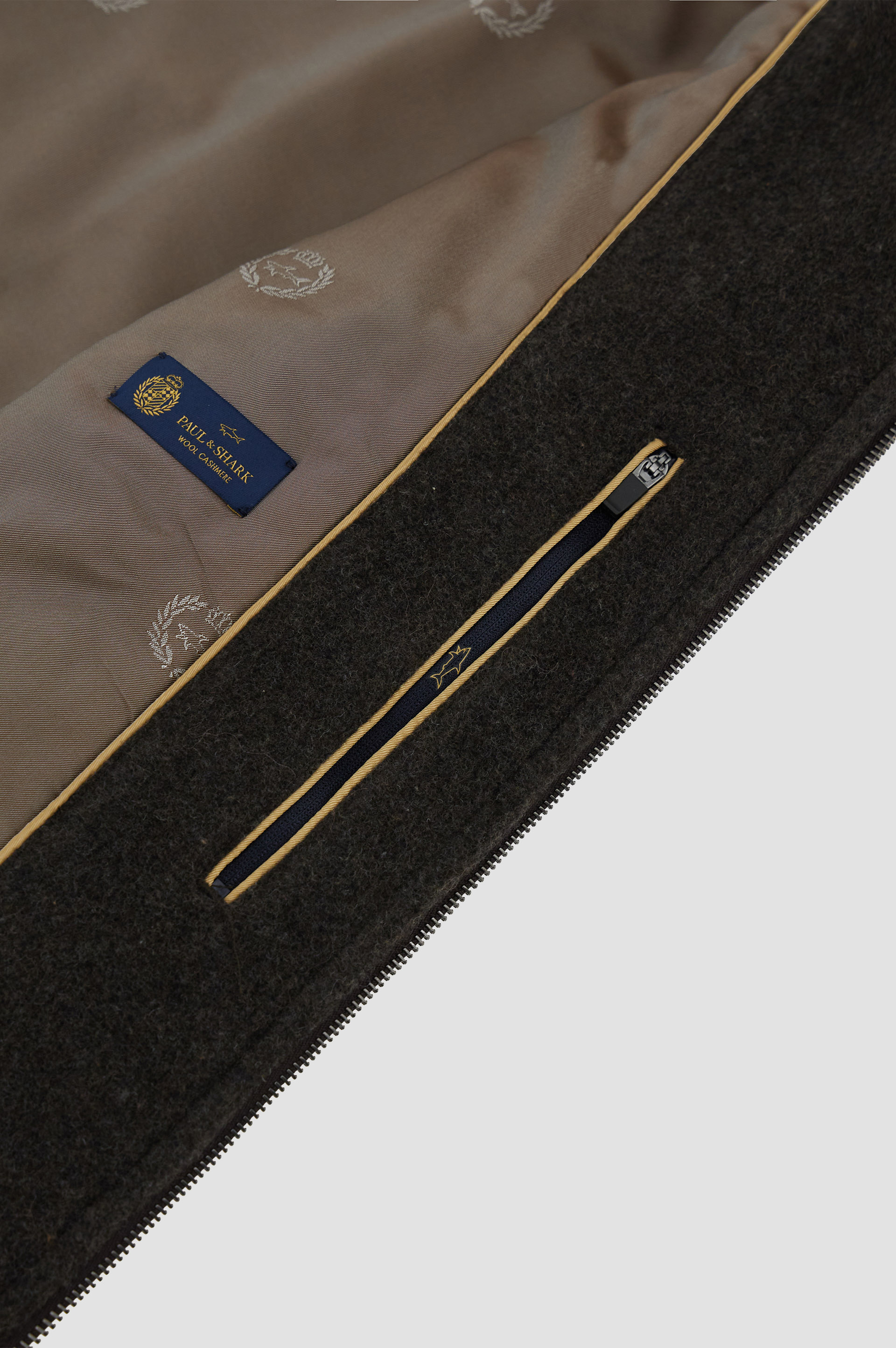 Jersey h&iacute;brido con cremallera de lana y alpaca image number 3