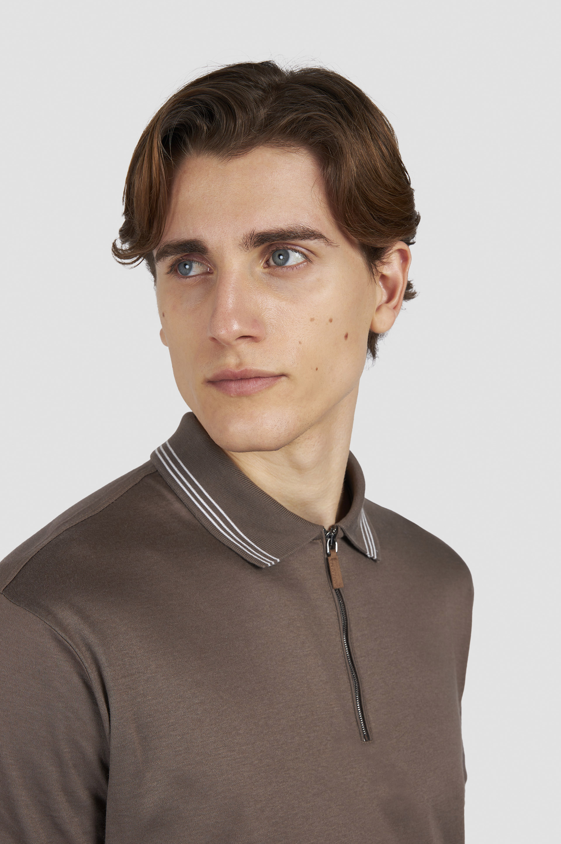Polo X-Soft de algodón Interlock con perfiles a rayas image number 4 Polo X-Soft de algodón Interlock con perfiles a rayas image number 4