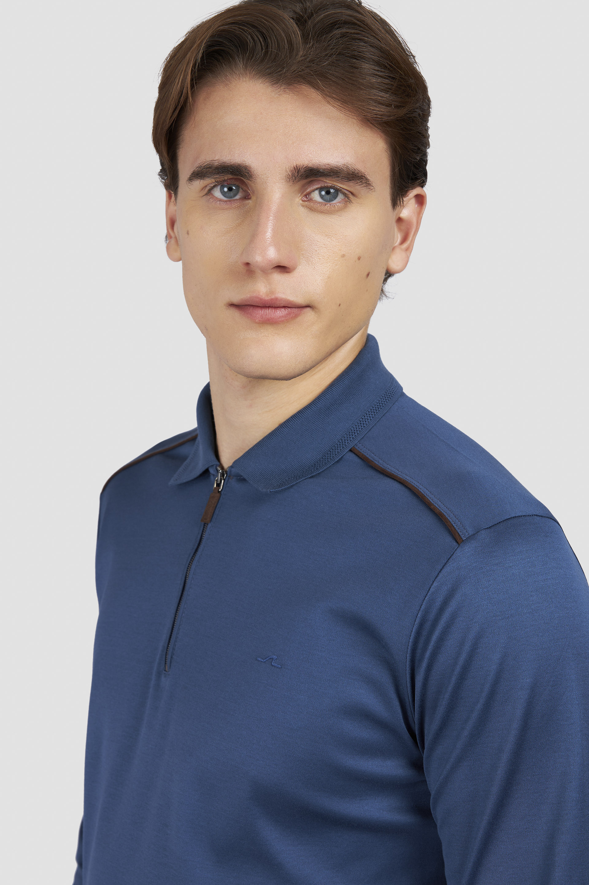 Aqua Touch cotton polo shirt with zip image number 4 Aqua Touch cotton polo shirt with zip image number 4